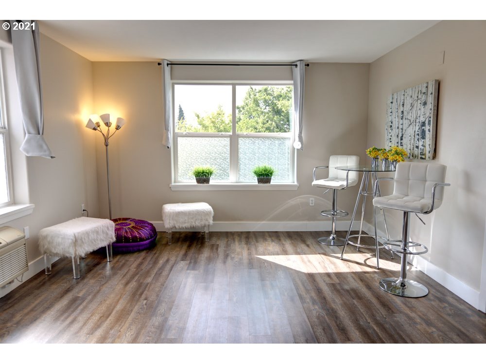 Photo #3: 21201320 Listing 