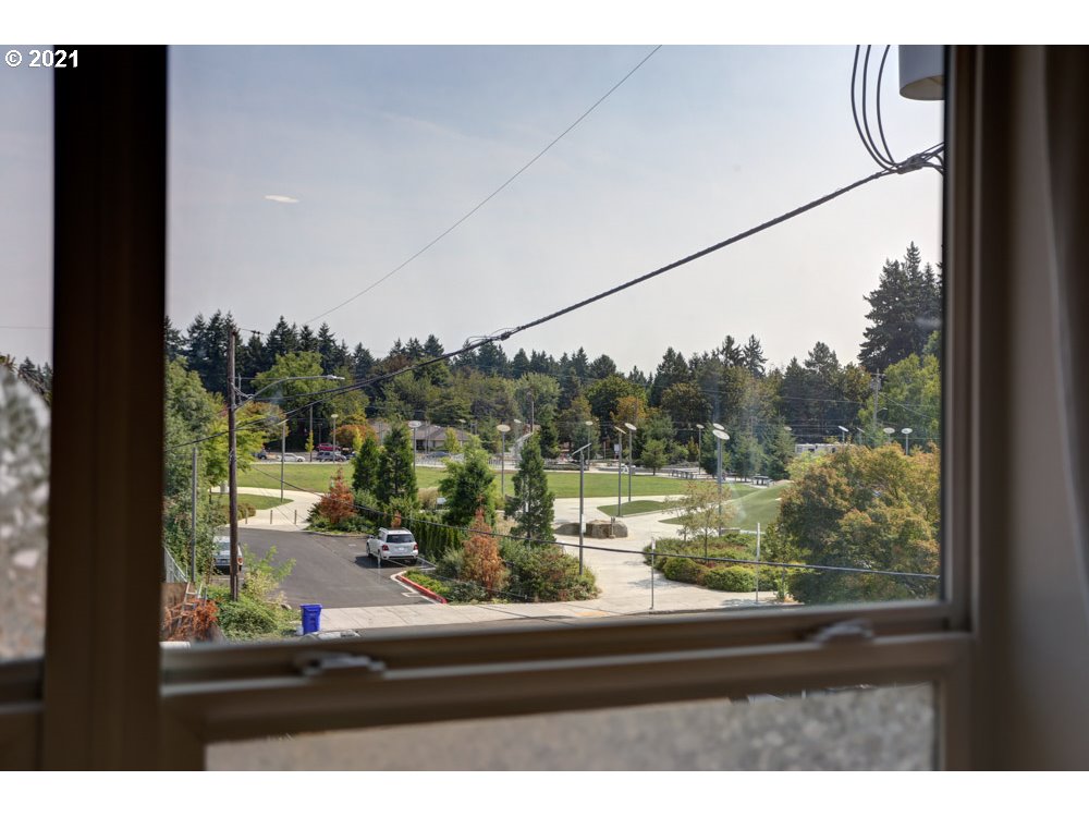Photo #6: 21201320 Listing 