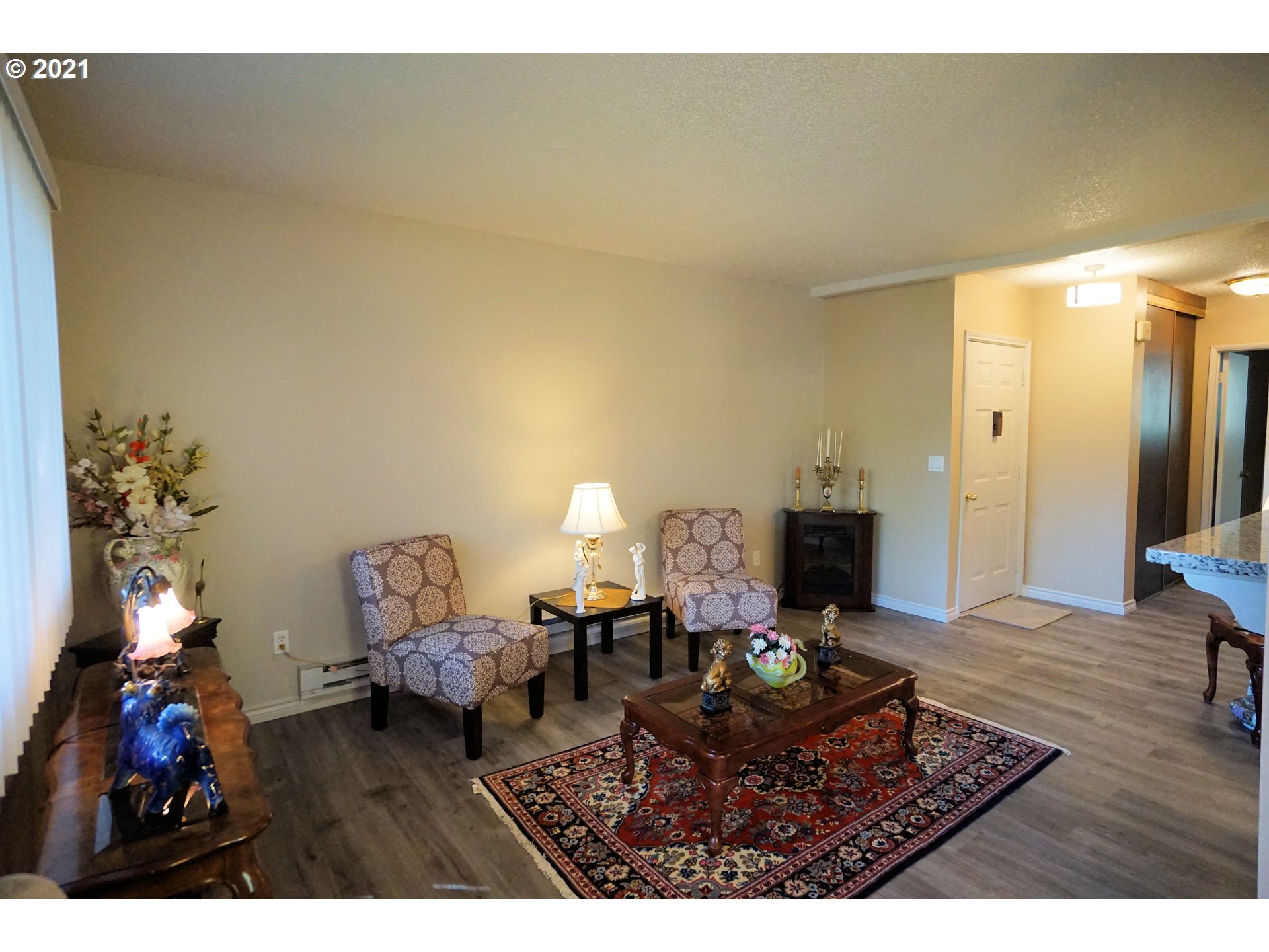 Photo #3: 21203102 Listing 