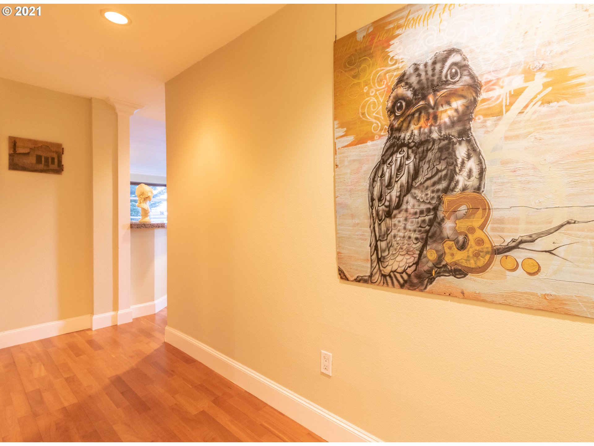 Photo #4: 21206150 Listing 