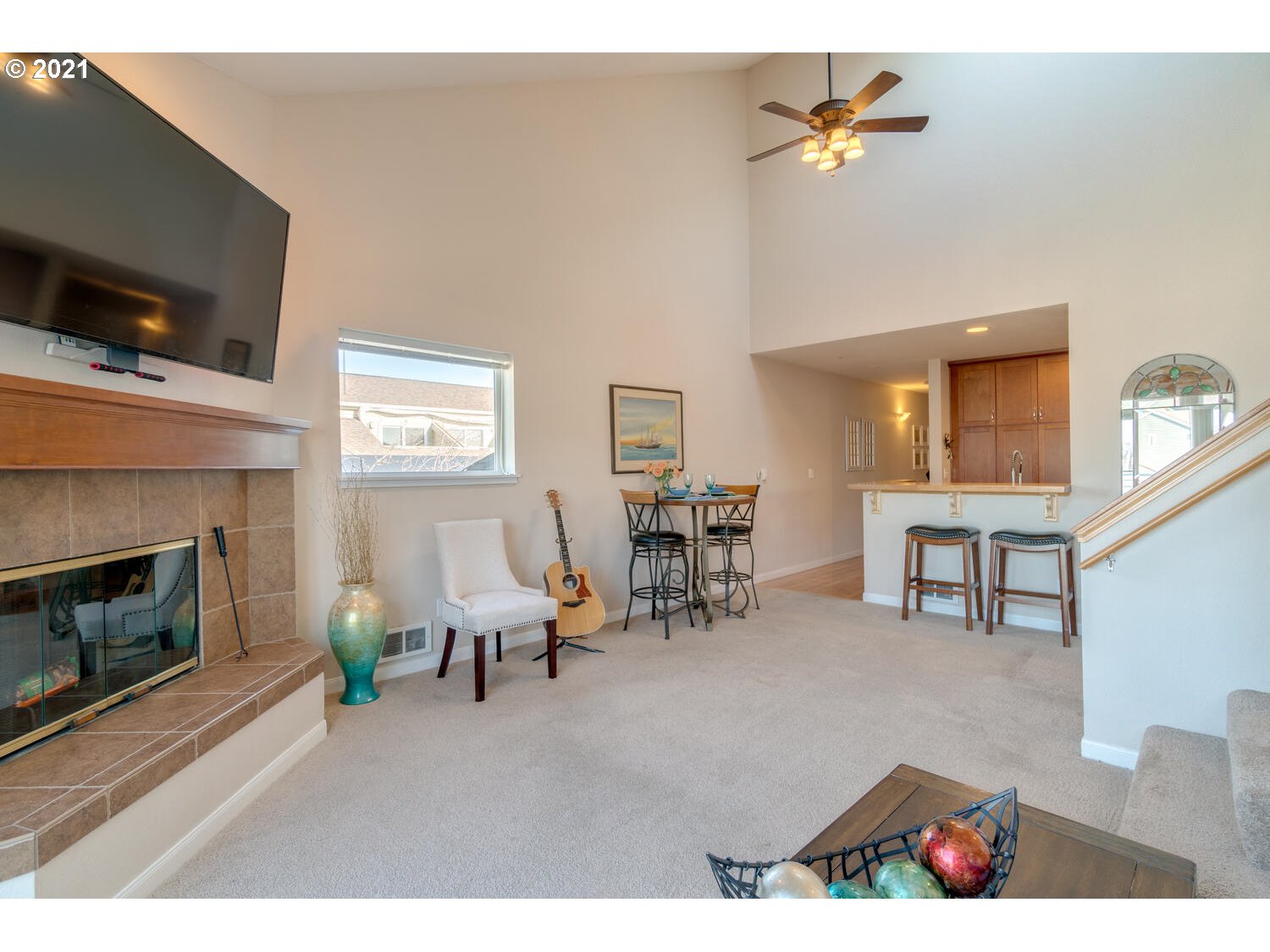 Photo #5: 21209845 Listing 