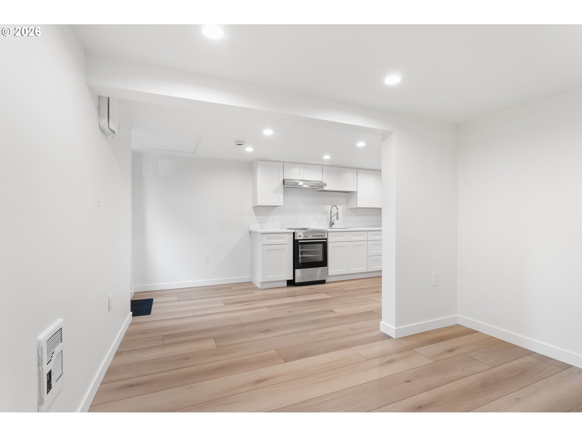 418 DEWEY ST, Oregon City, OR, 97045