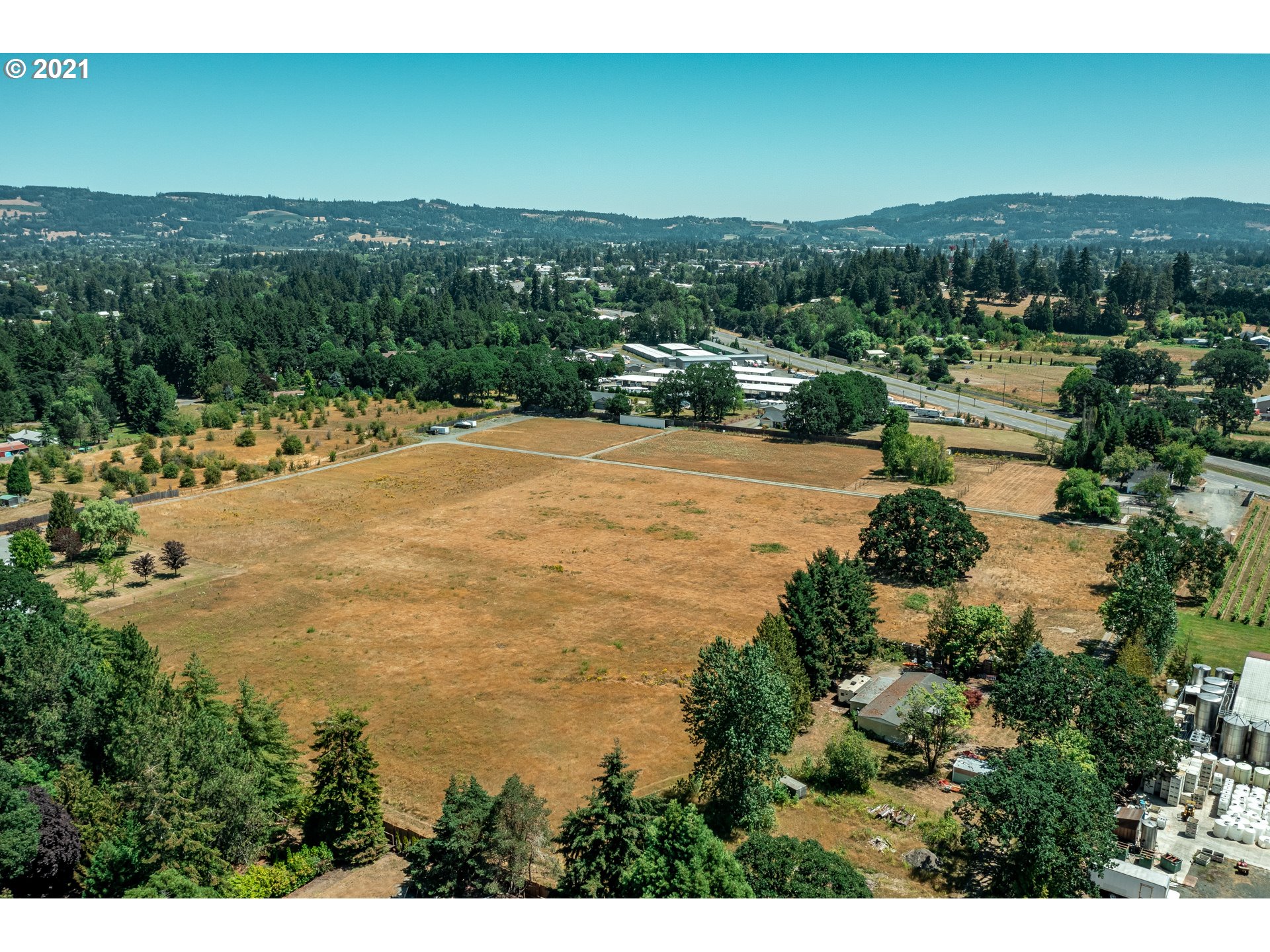 23429 N Highway 99w , Newberg, OR 97132 MLS21211215 For Sale 995