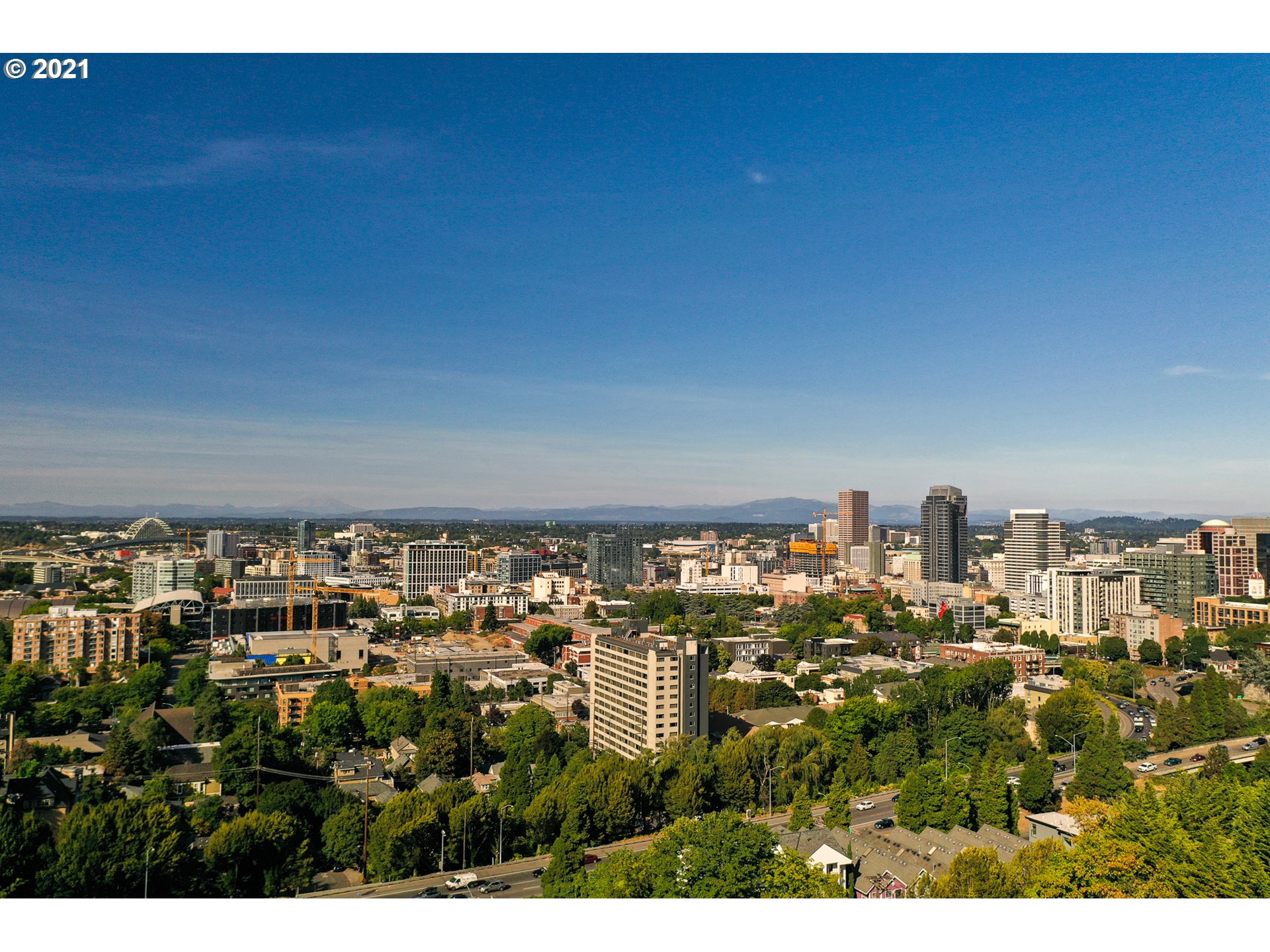 Photo #3: 21214754 Listing 