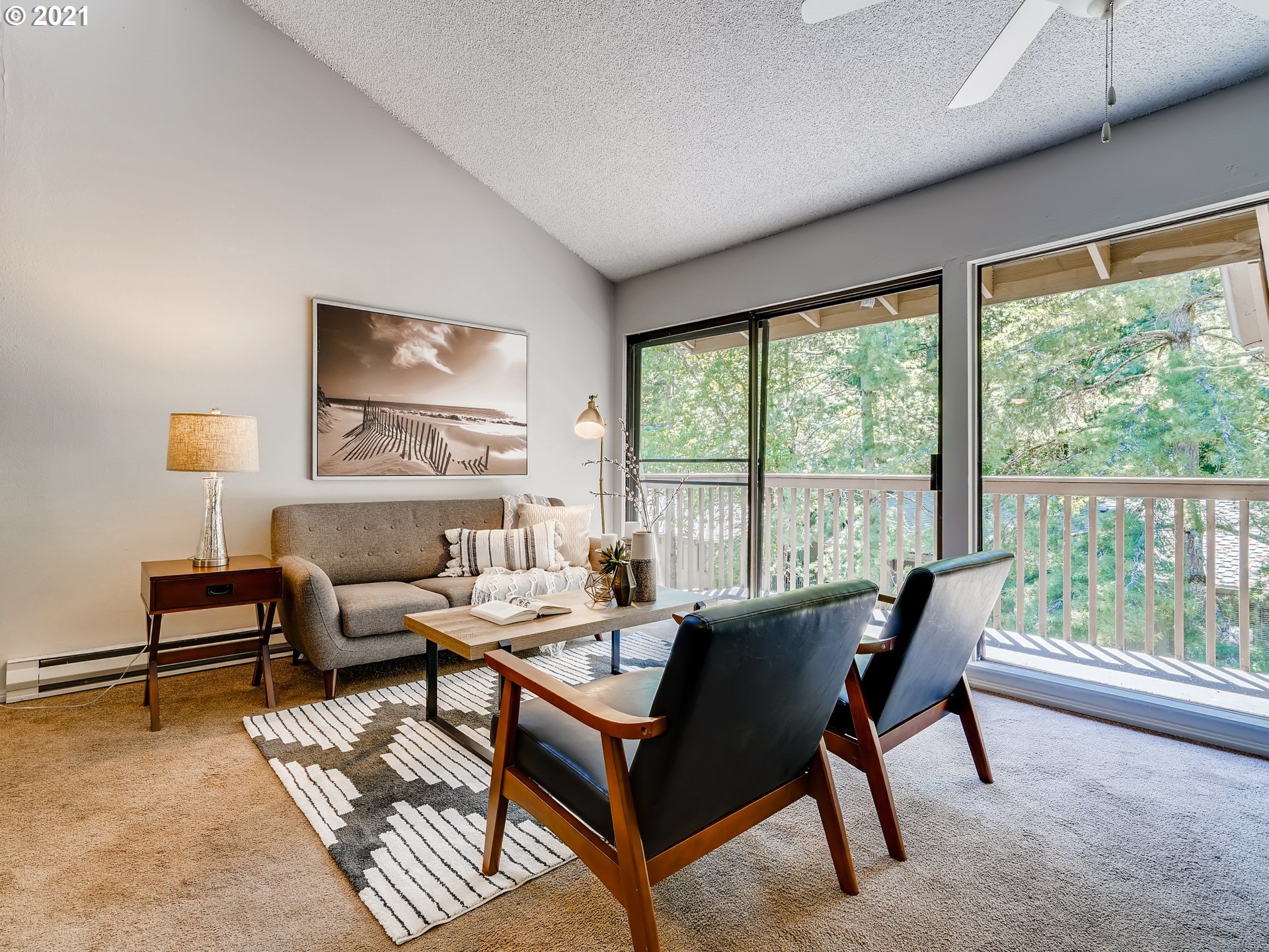 Photo #2: 21216917 Listing 