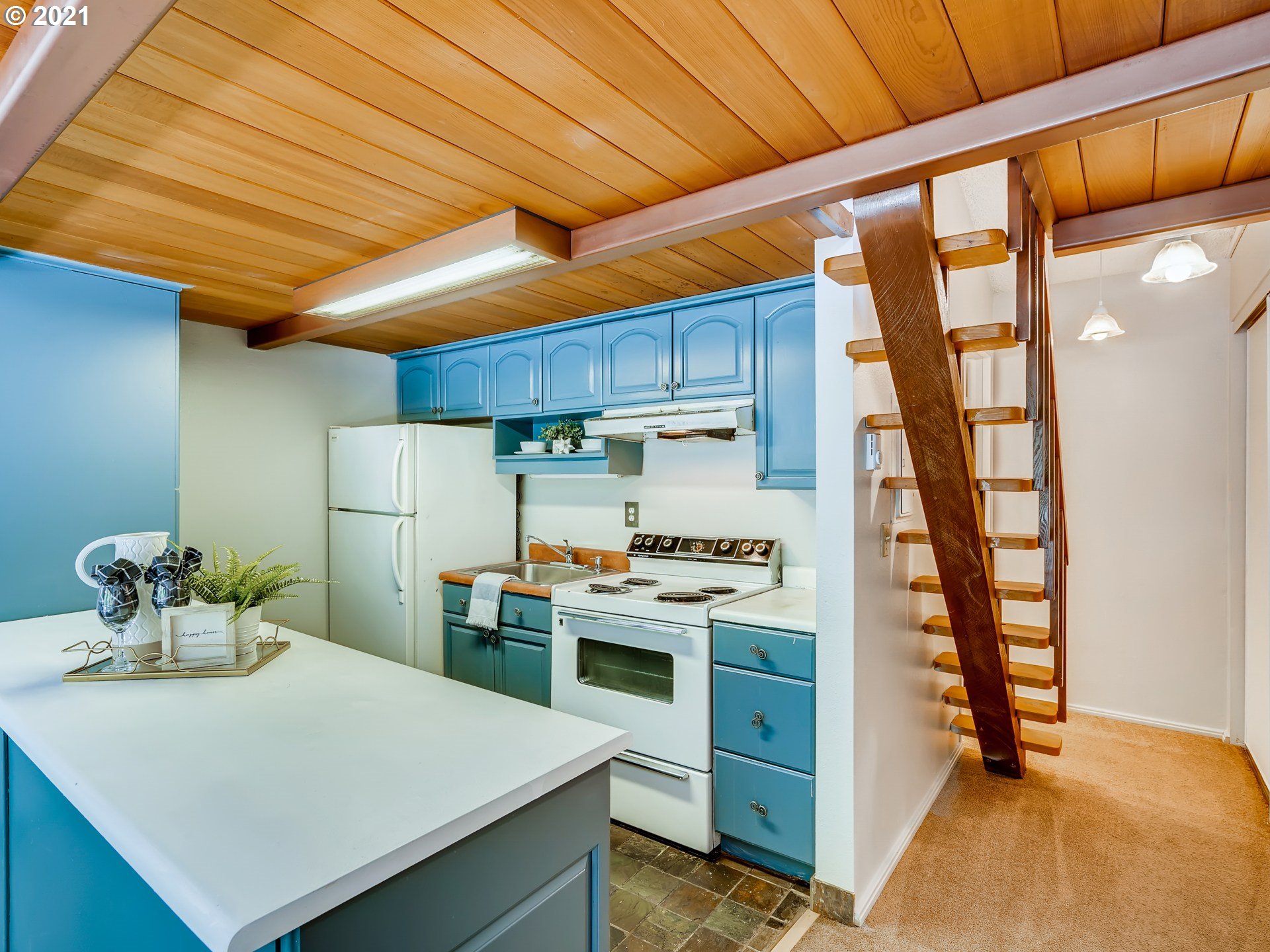 Photo #4: 21216917 Listing 