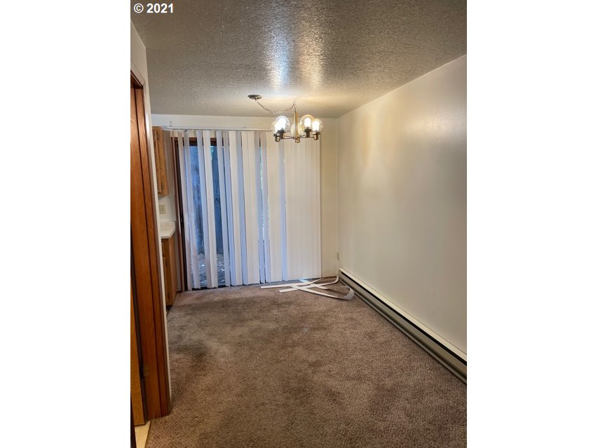 Photo #5: 21217917 Listing 