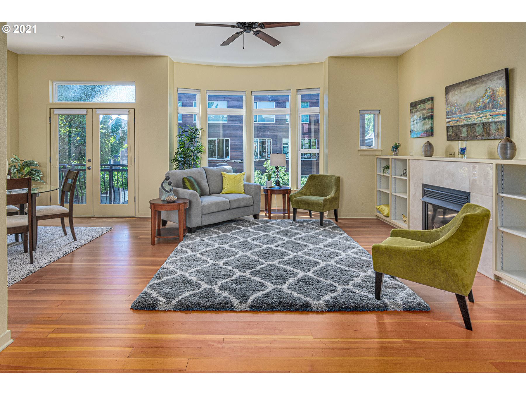 Photo #5: 21221636 Listing 
