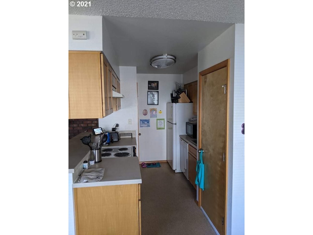 Photo #3: 21222175 Listing 