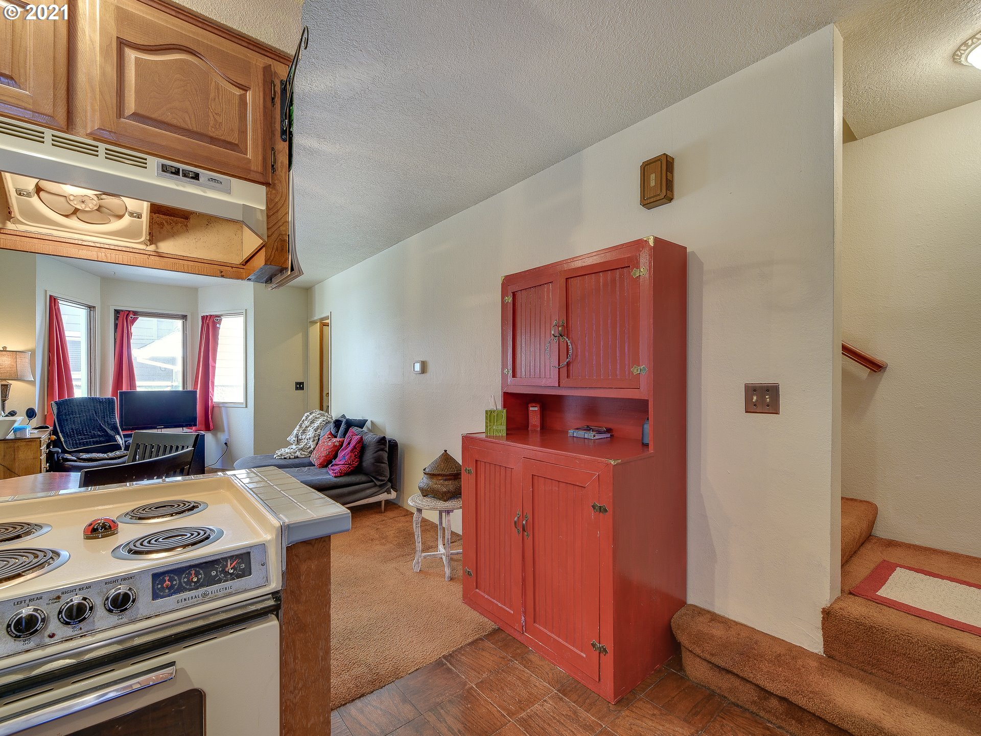 Photo #2: 21222588 Listing 