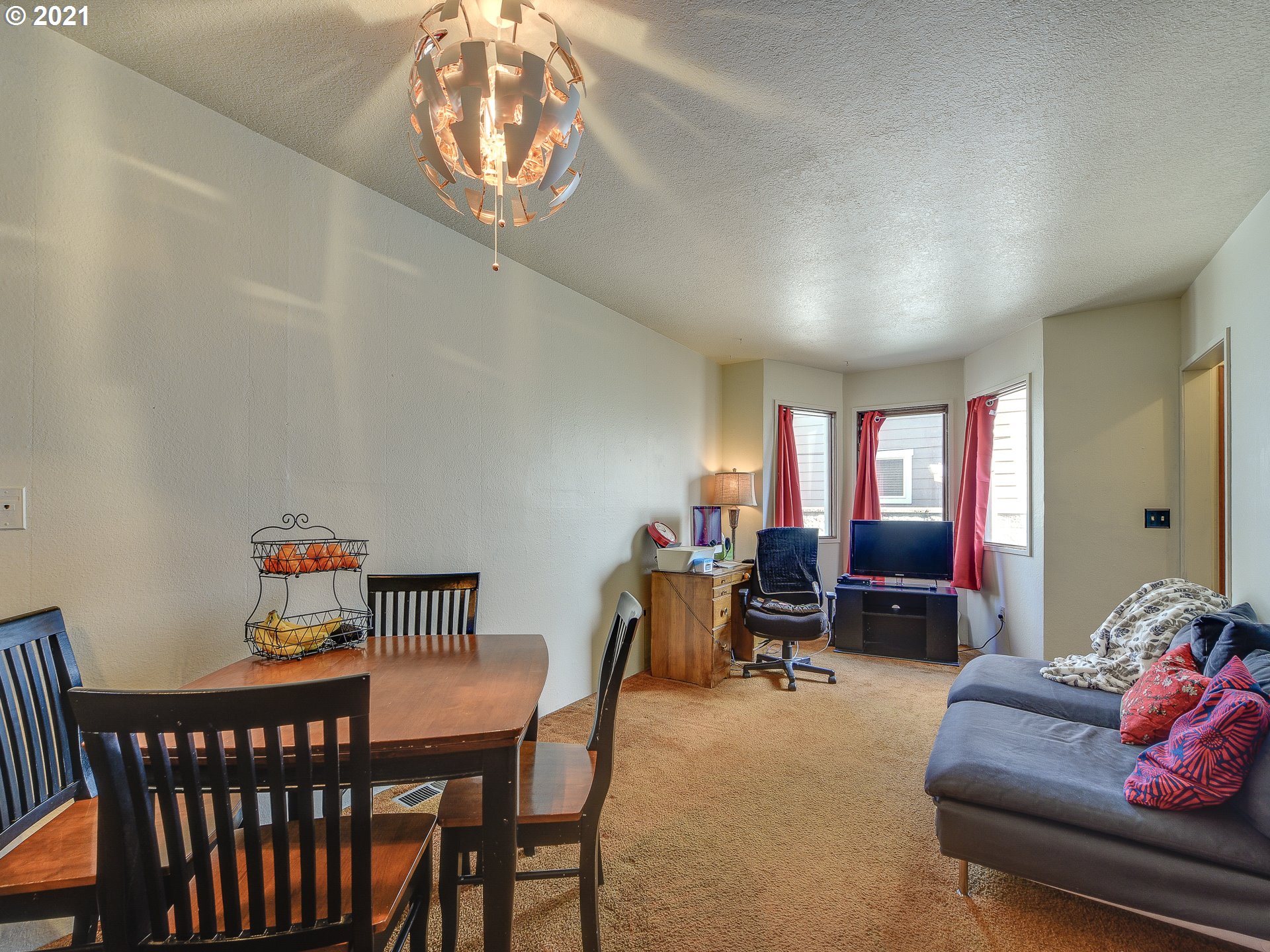 Photo #4: 21222588 Listing 