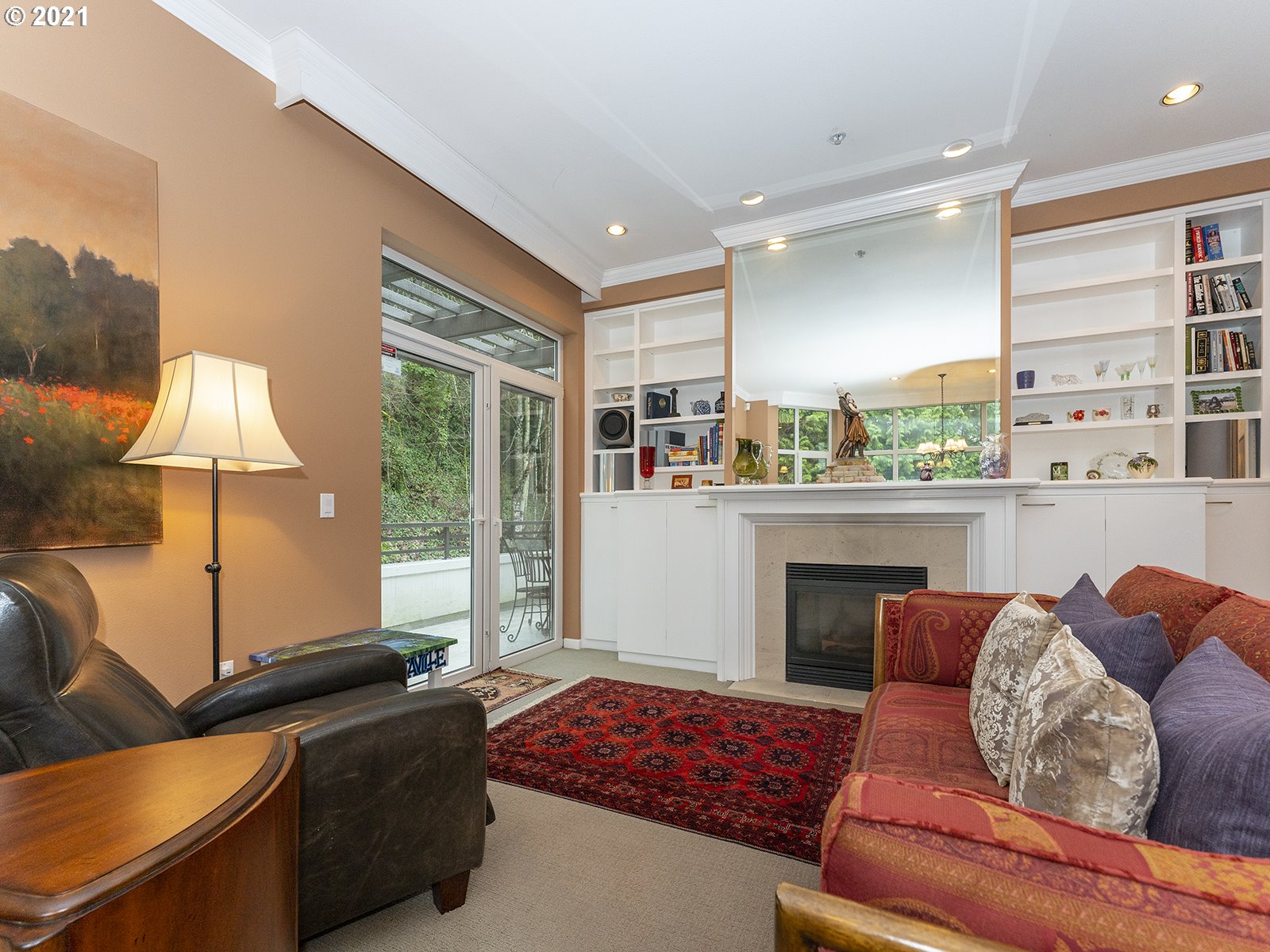 Photo #2: 21225391 Listing 