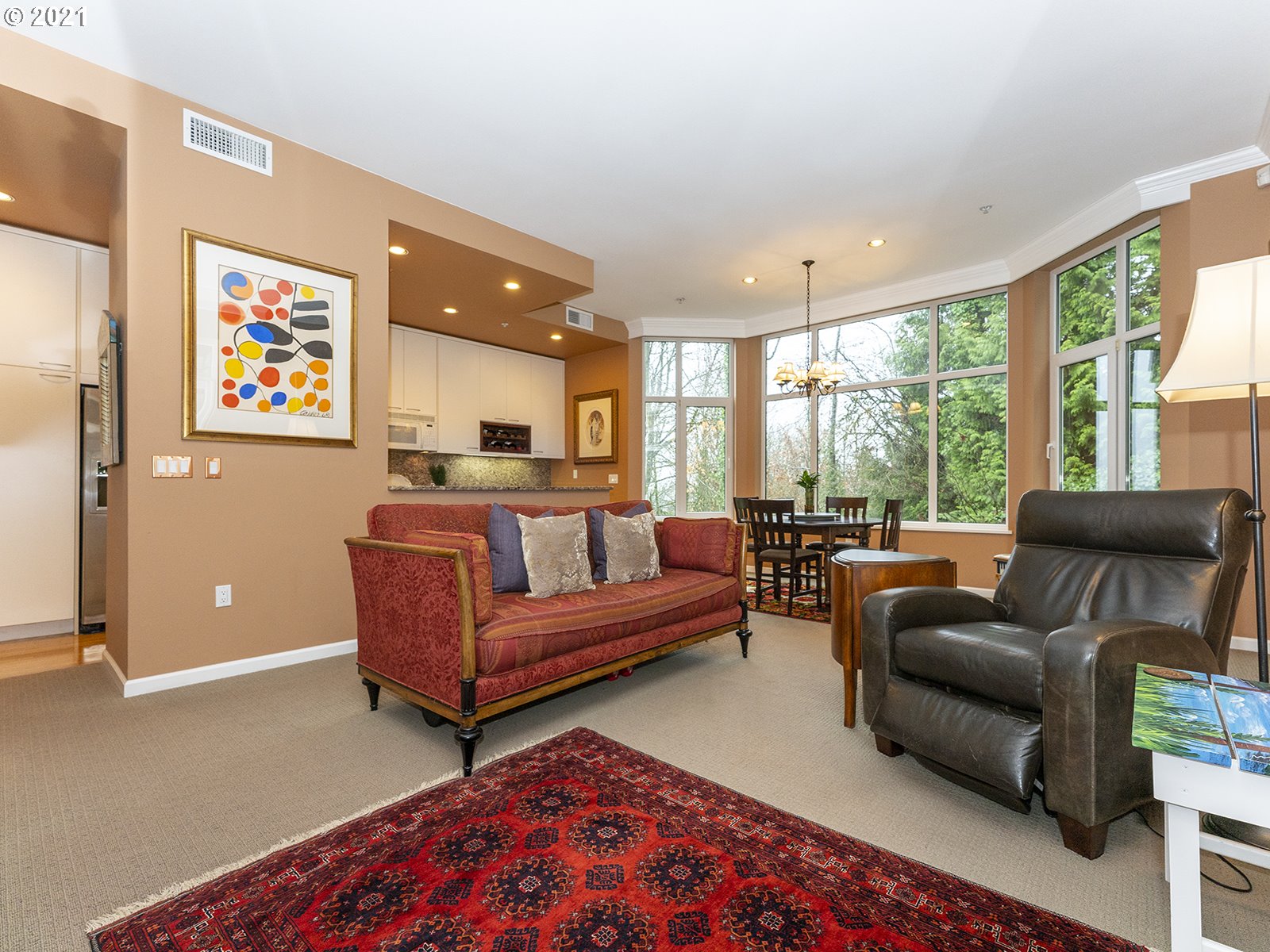 Photo #3: 21225391 Listing 