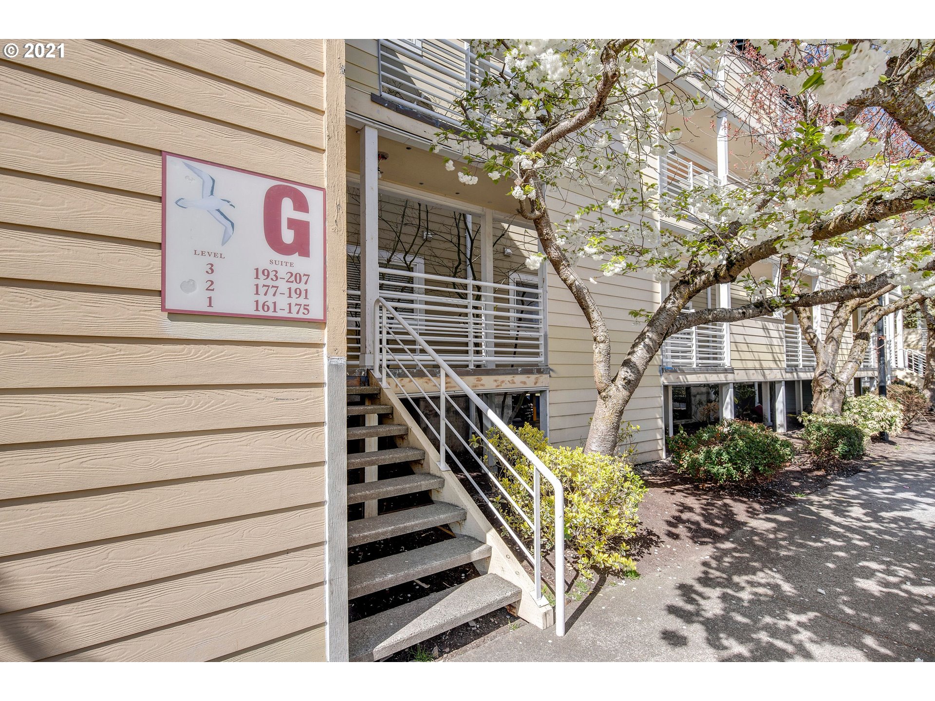 Photo #4: 21227285 Listing 