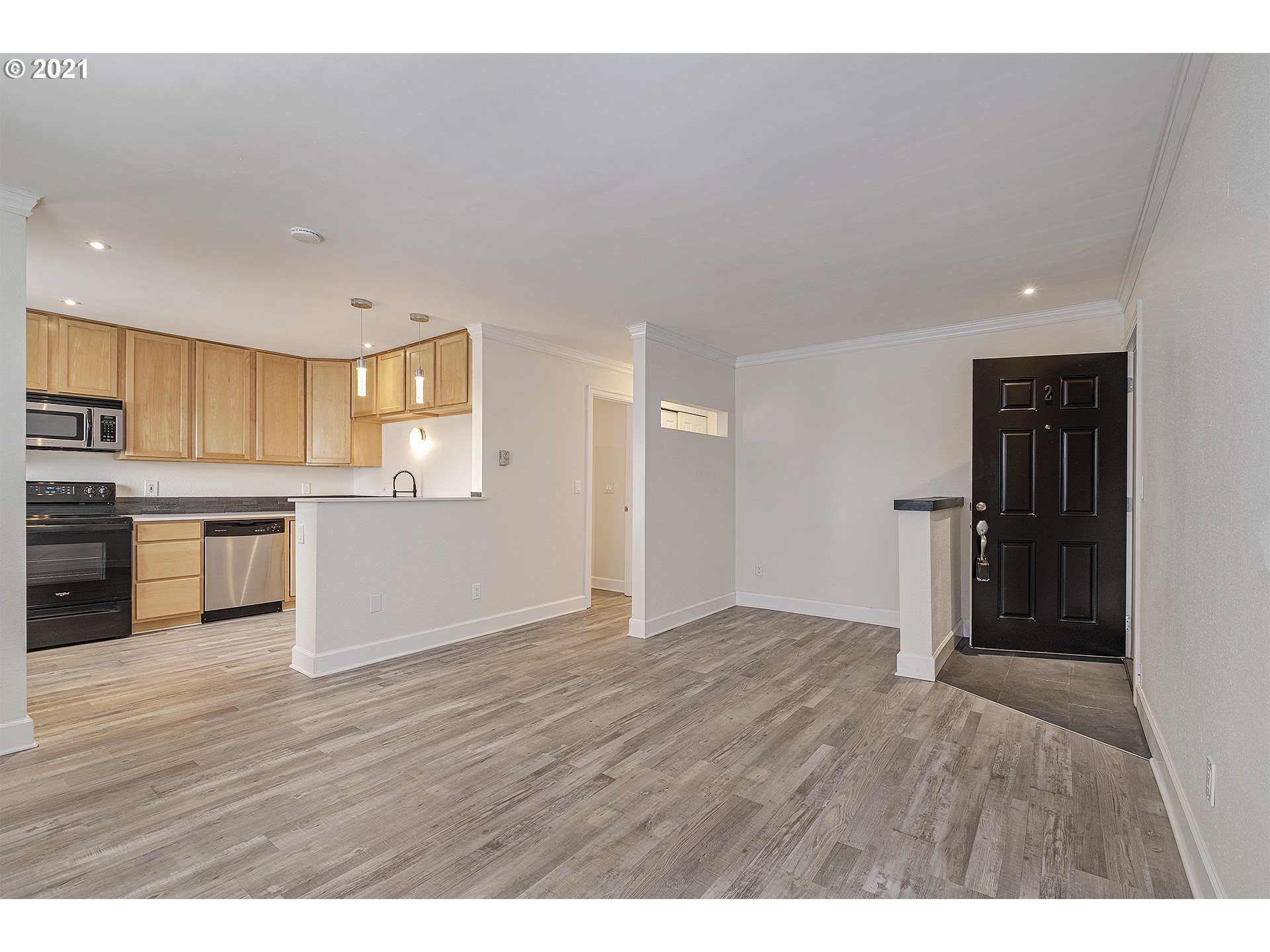 Photo #4: 21231637 Listing 