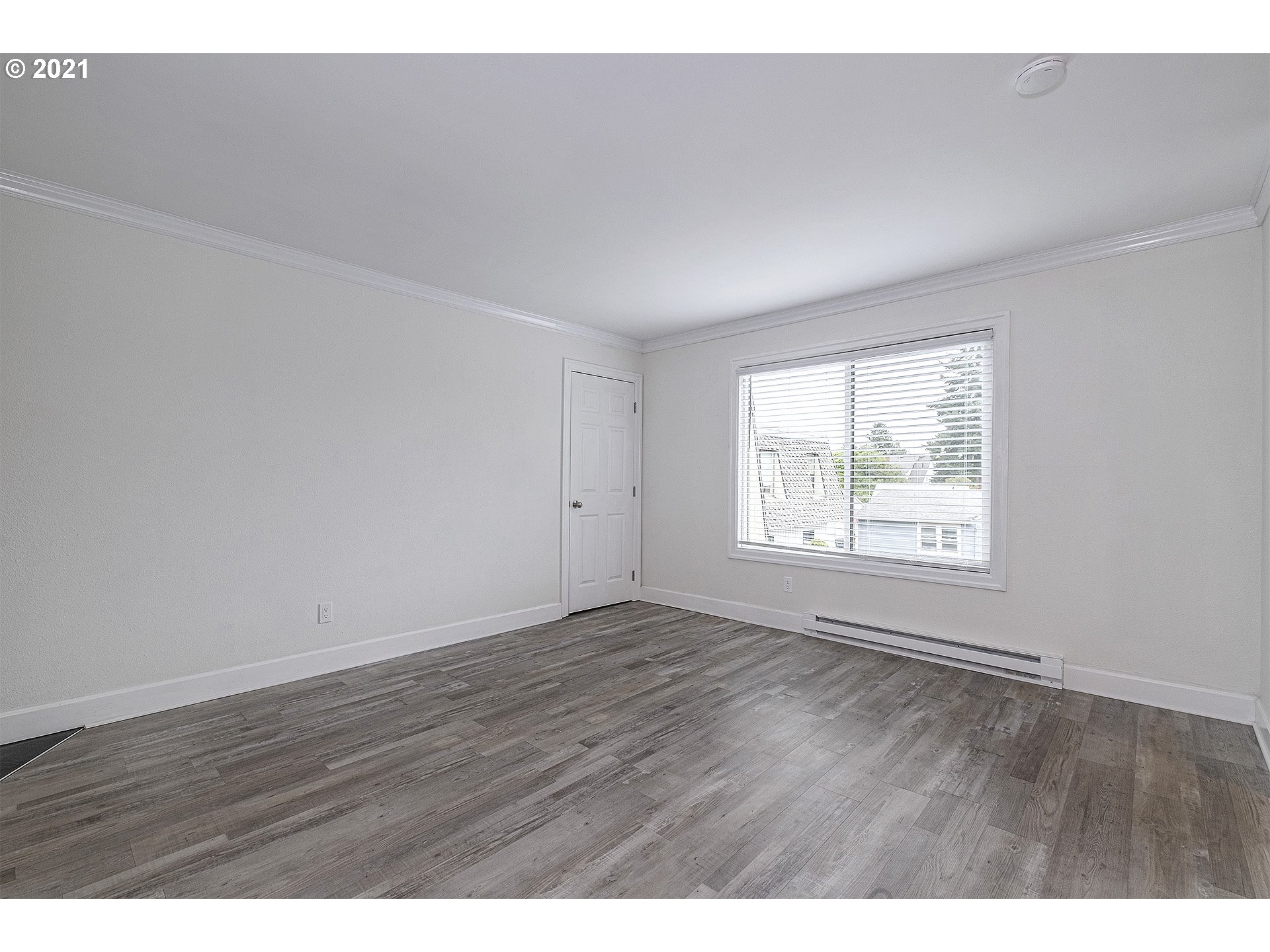 Photo #6: 21231637 Listing 