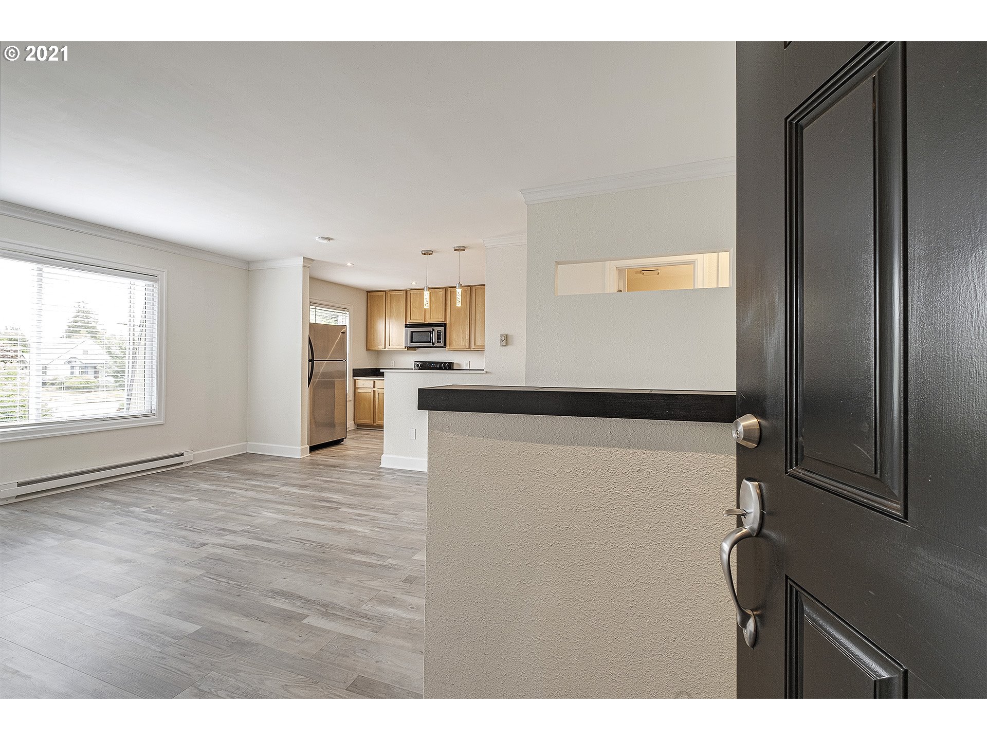 Photo #3: 21231637 Listing 