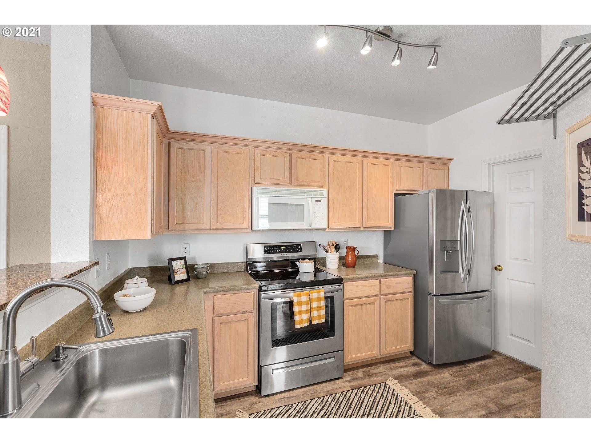 Photo #4: 21232217 Listing 