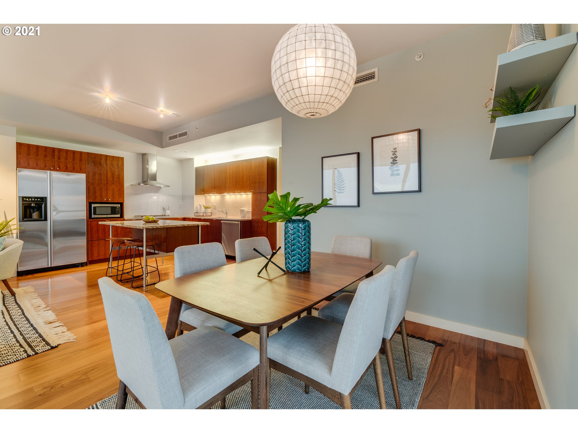 Photo #5: 21232917 Listing 