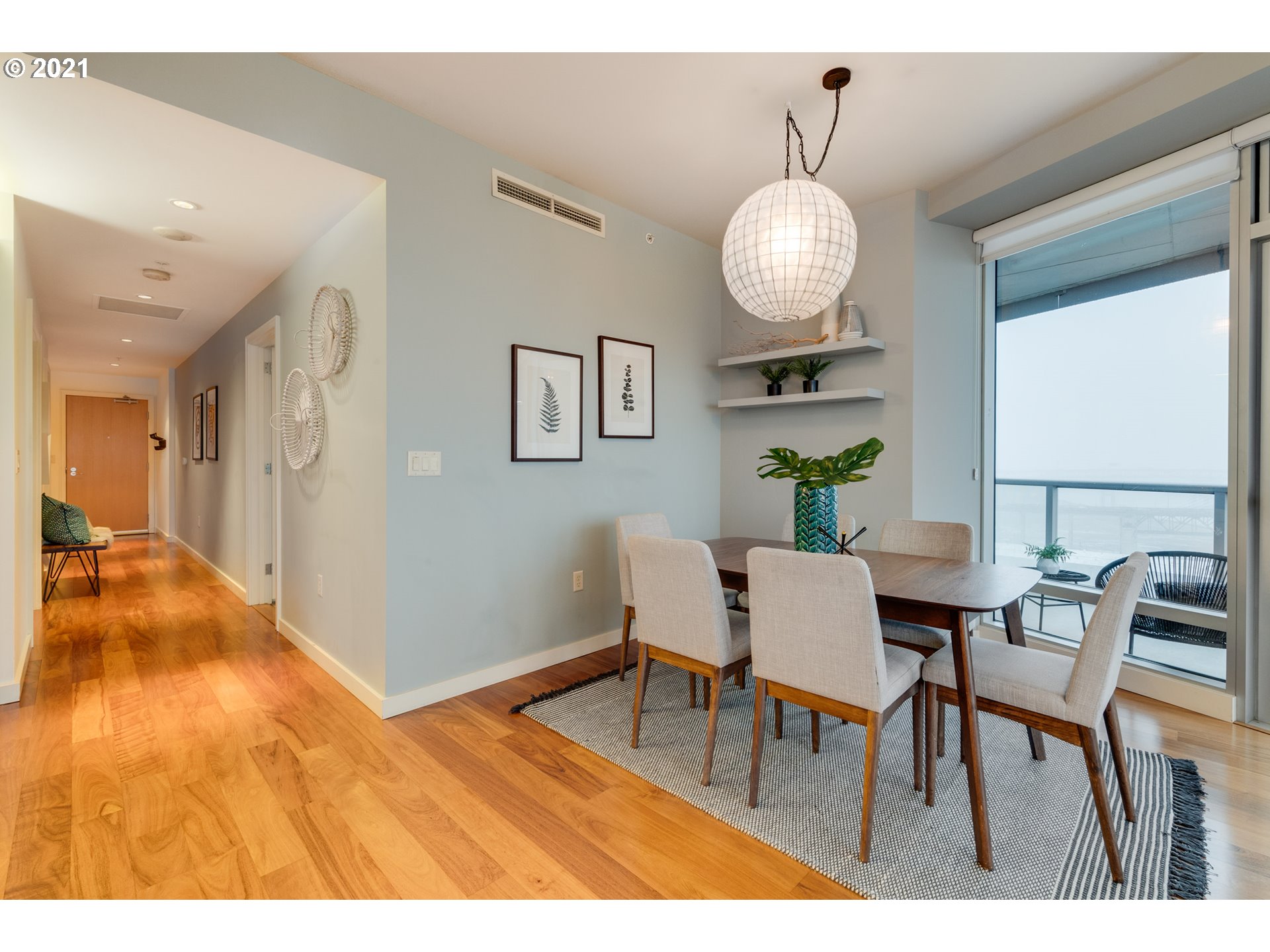 Photo #4: 21232917 Listing 