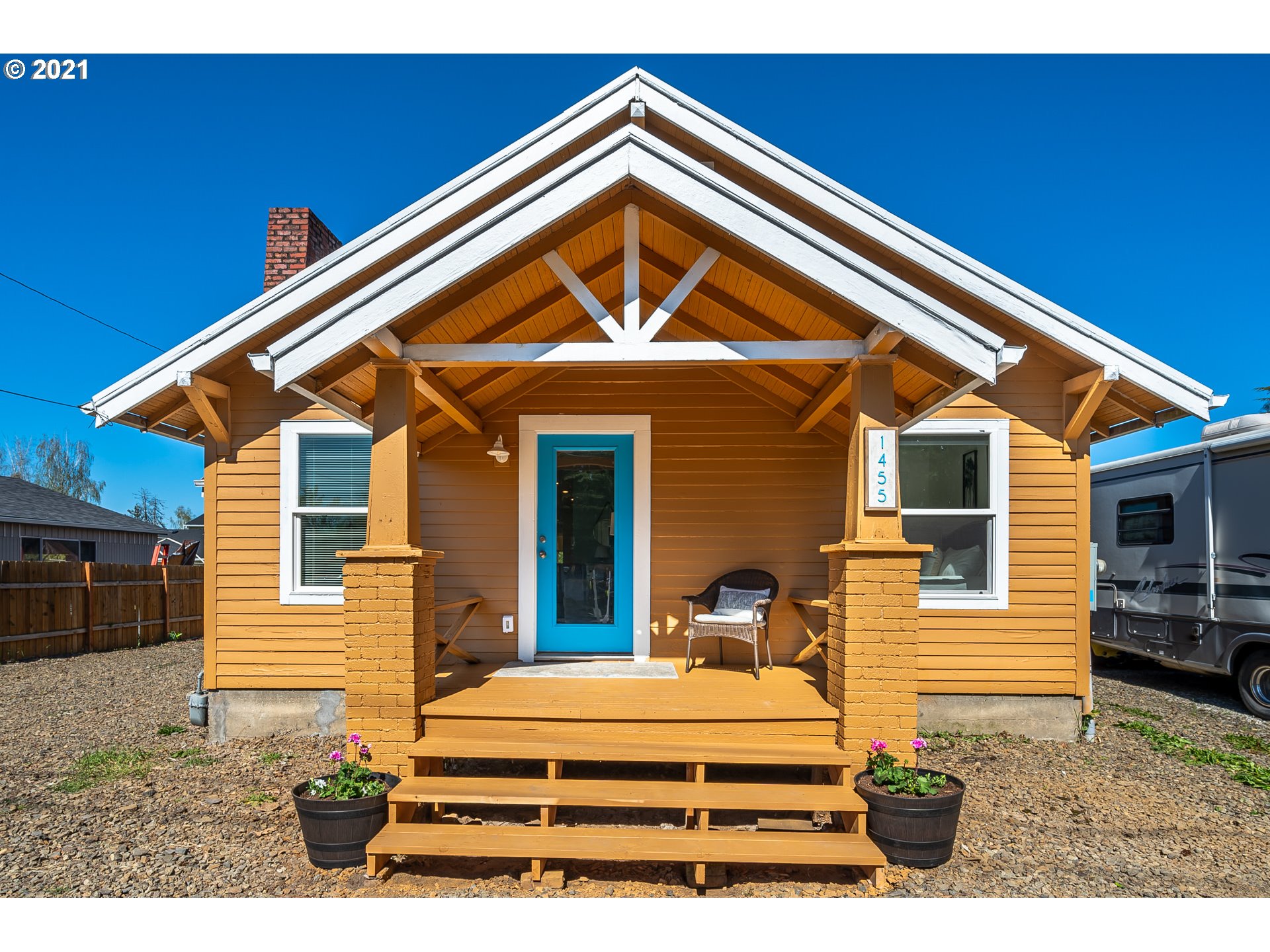 1455 NE CORNELL RD (1 of 21)