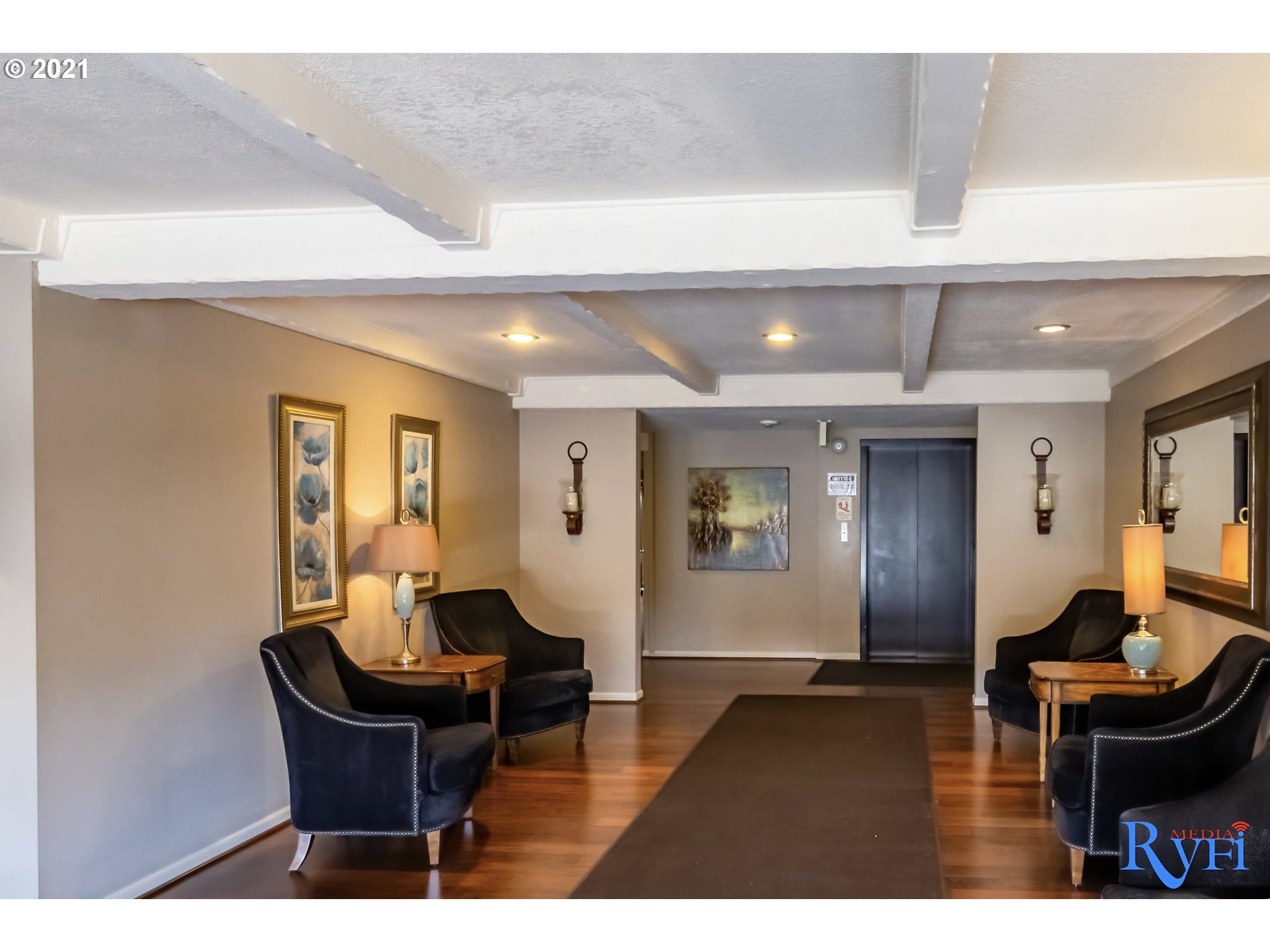 Photo #2: 21236970 Listing 
