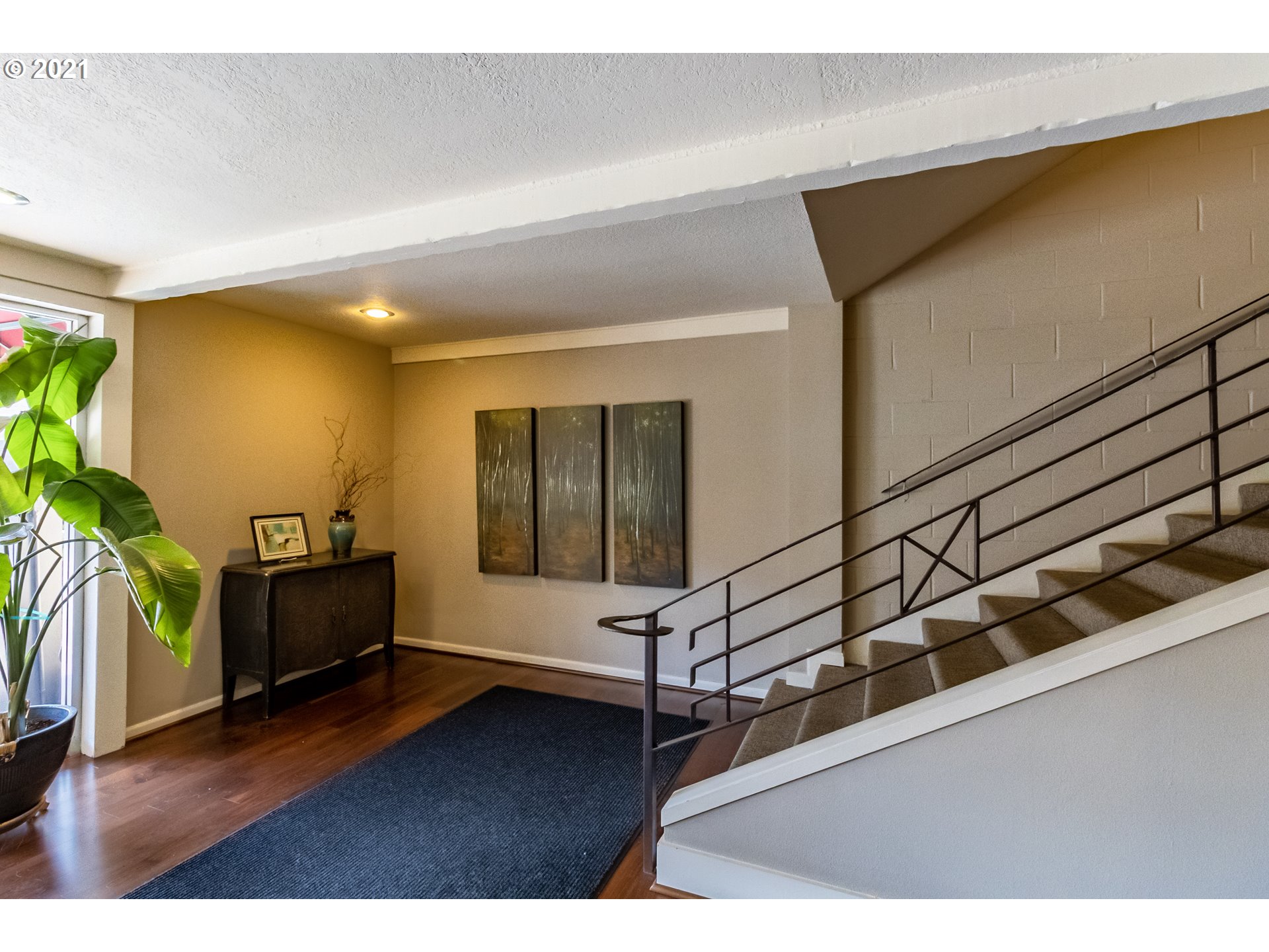 Photo #3: 21236970 Listing 