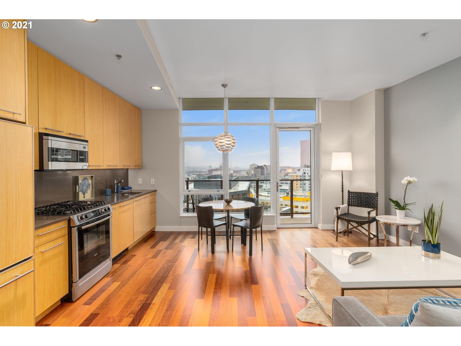 Photo #2: 21237274 Listing 