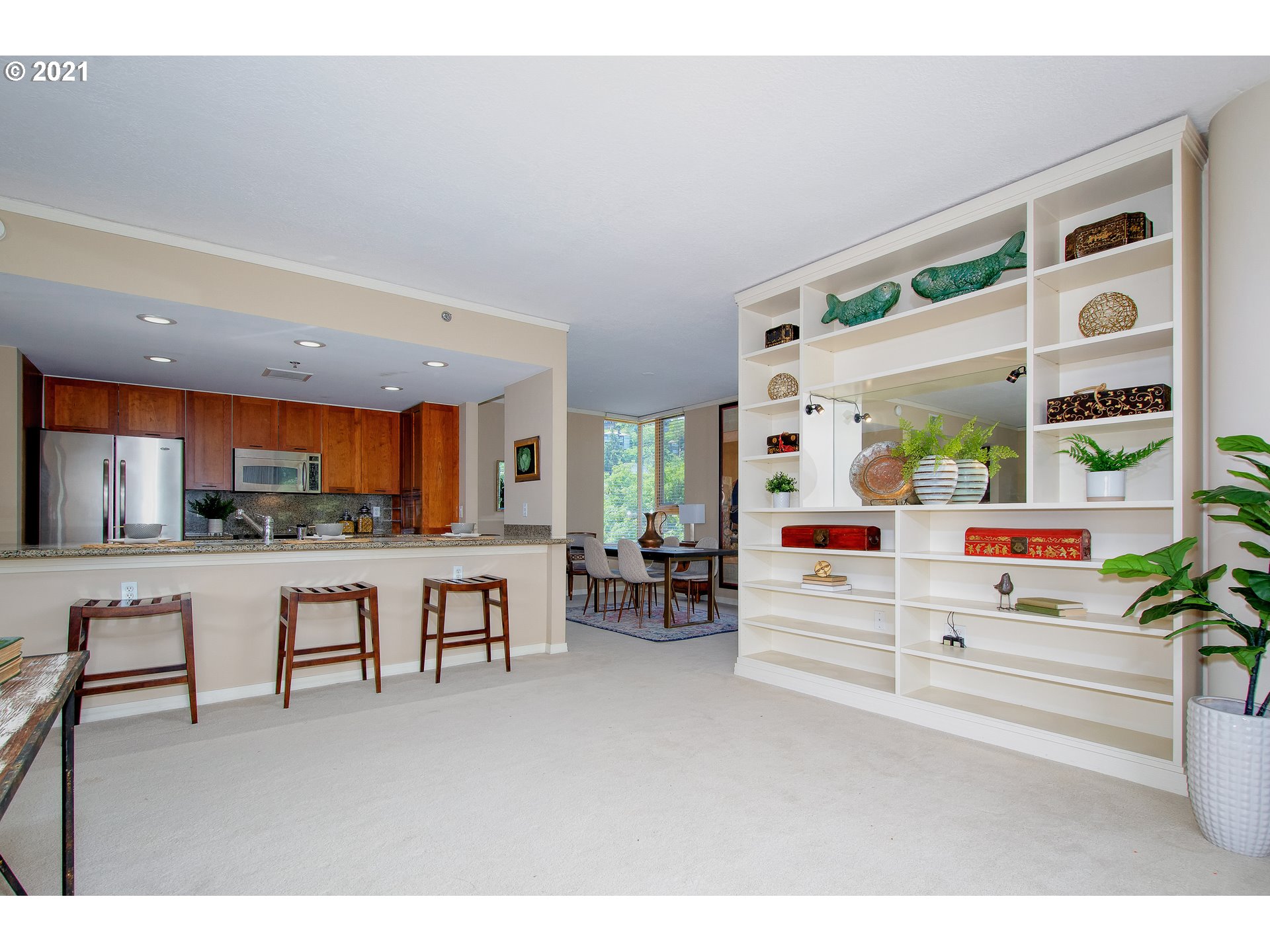 Photo #6: 21238341 Listing 