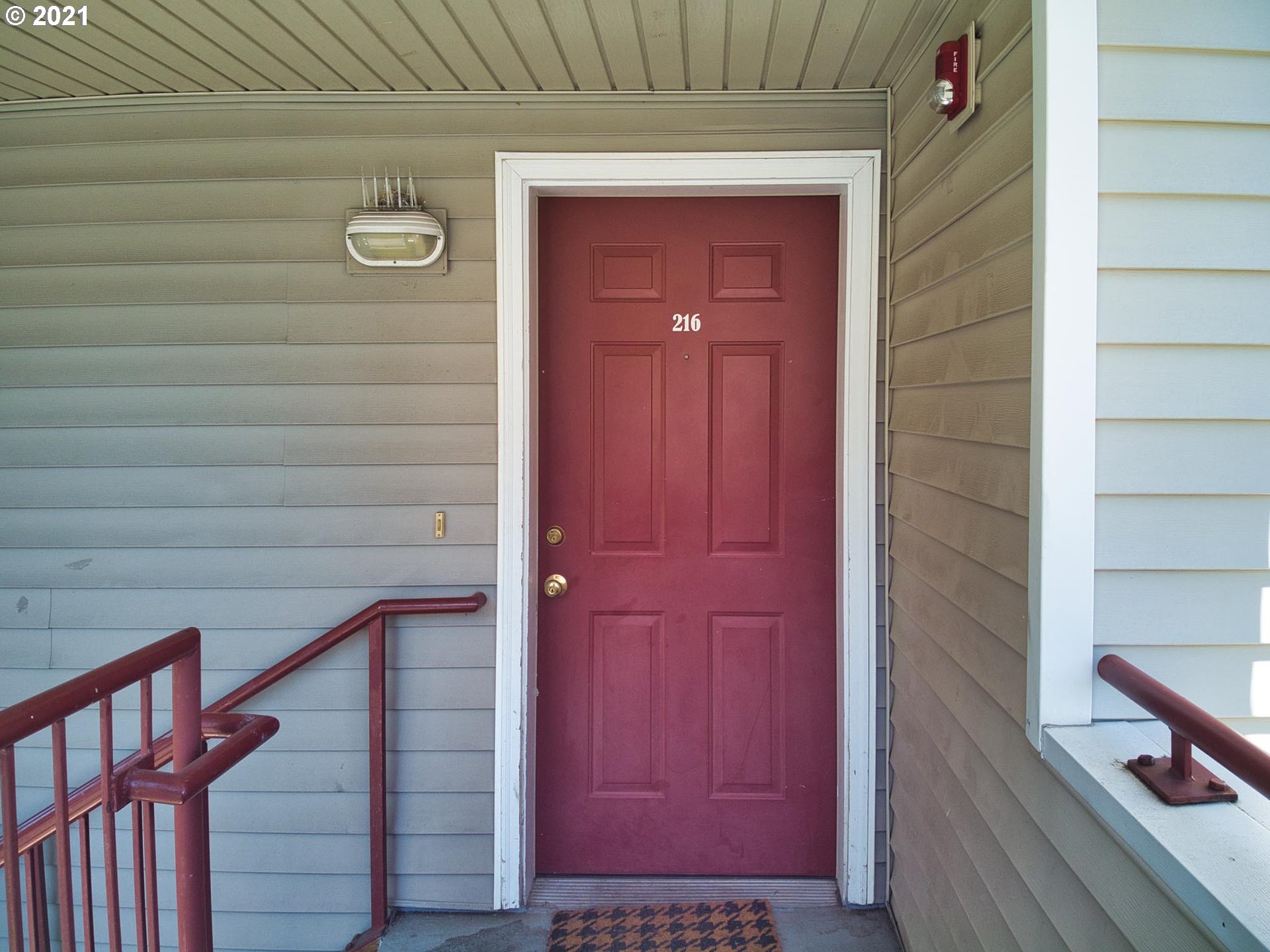 Photo #2: 21242980 Listing 
