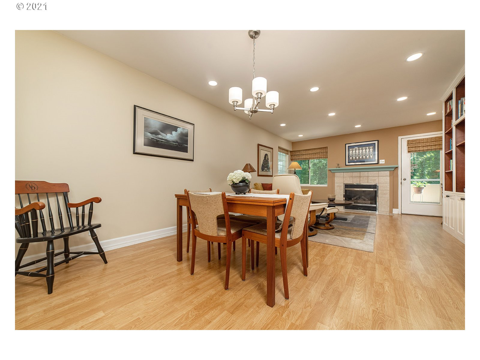 Photo #5: 21243327 Listing 