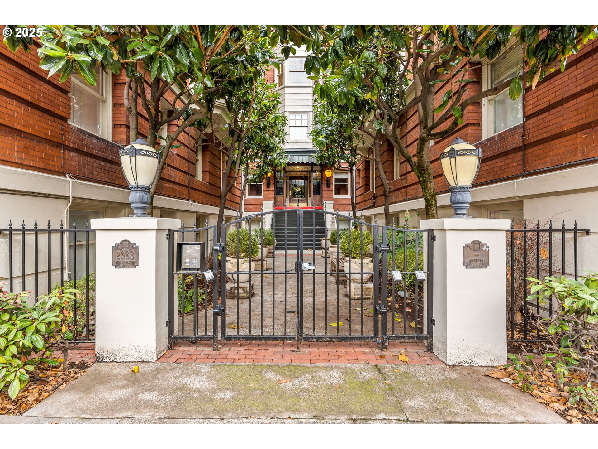 Photo #1: 212435545 Listing: Photo #1