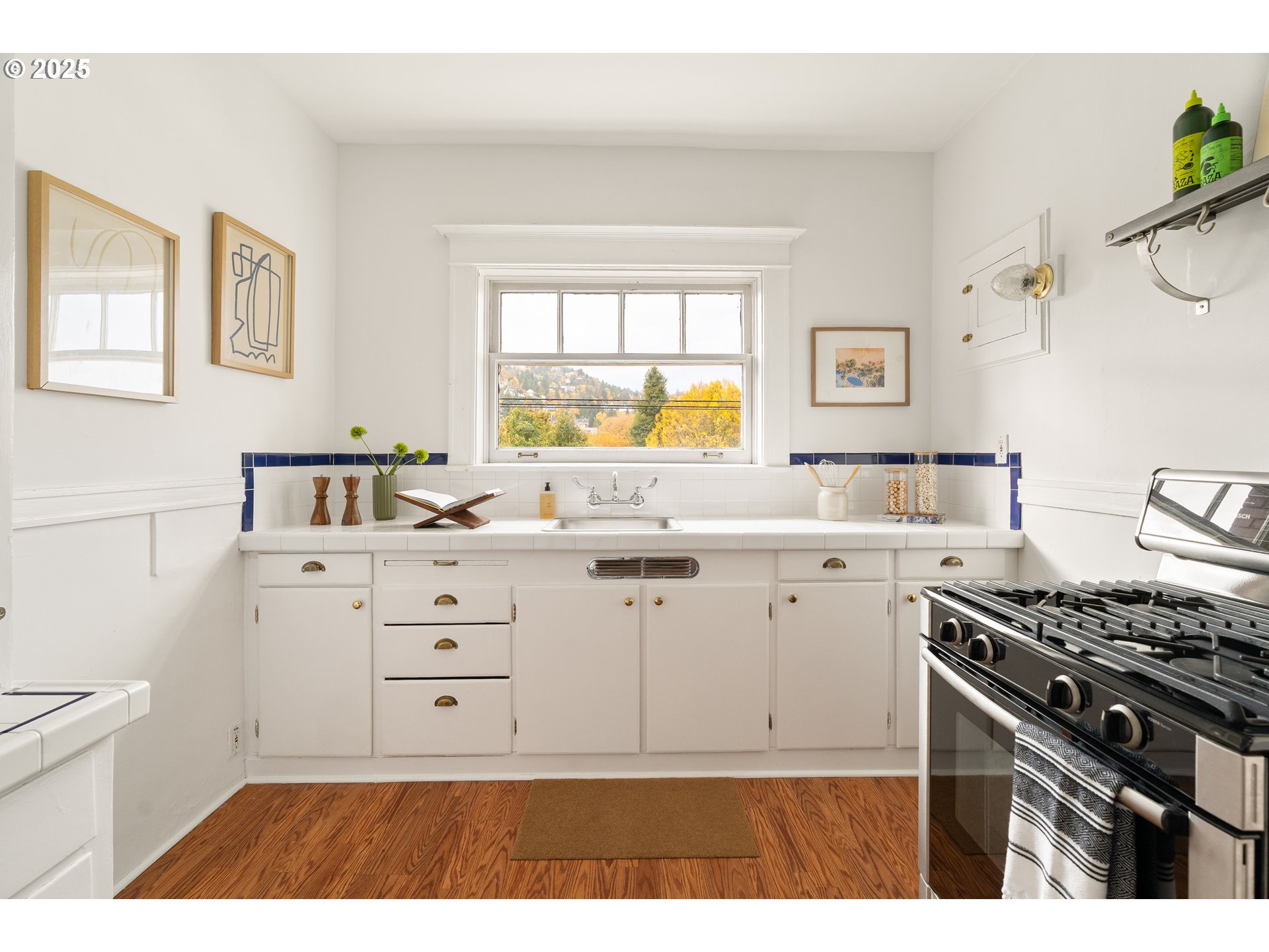 Photo #13: 212435545 Listing: Photo #13