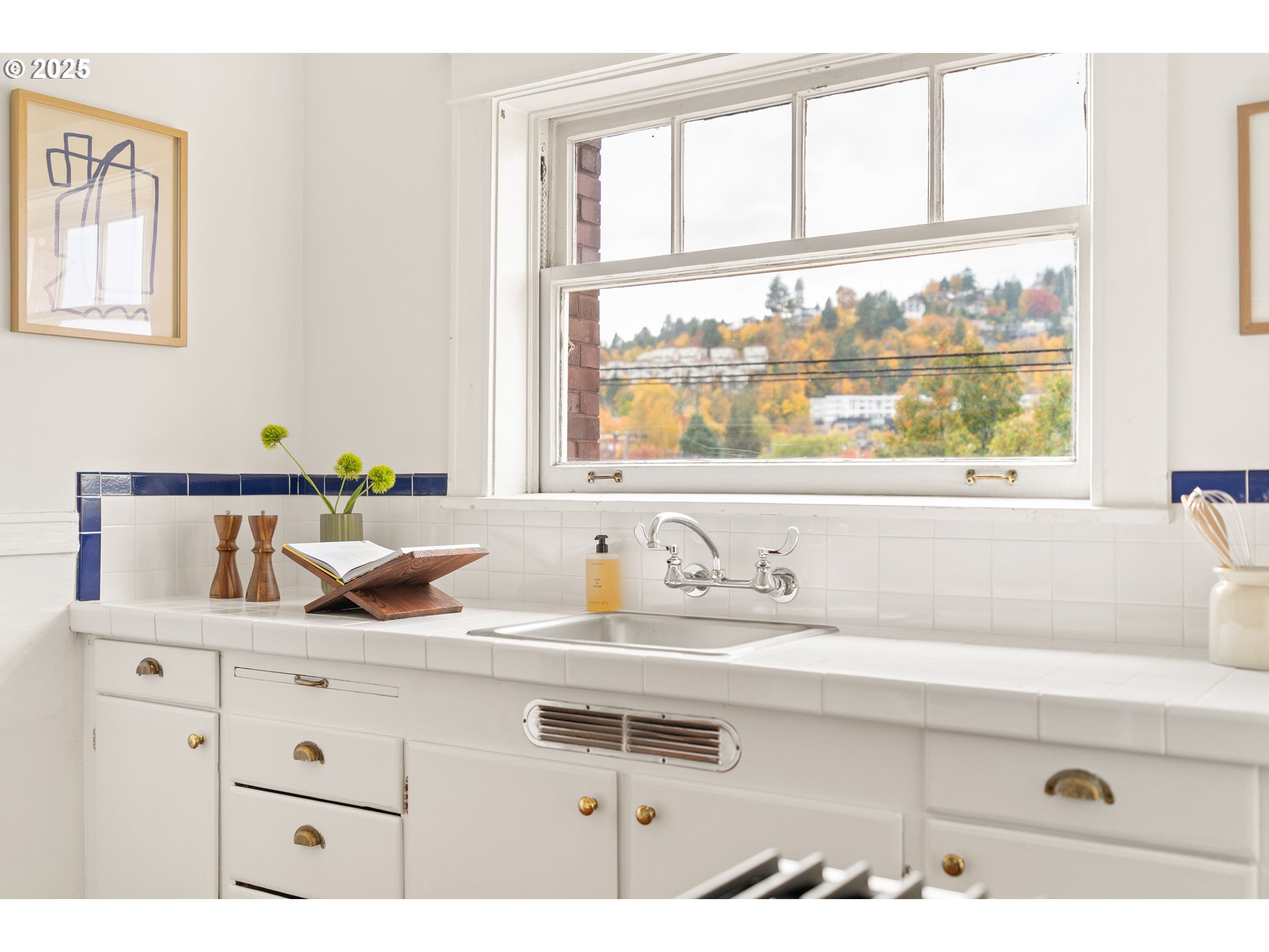 Photo #15: 212435545 Listing: Photo #15