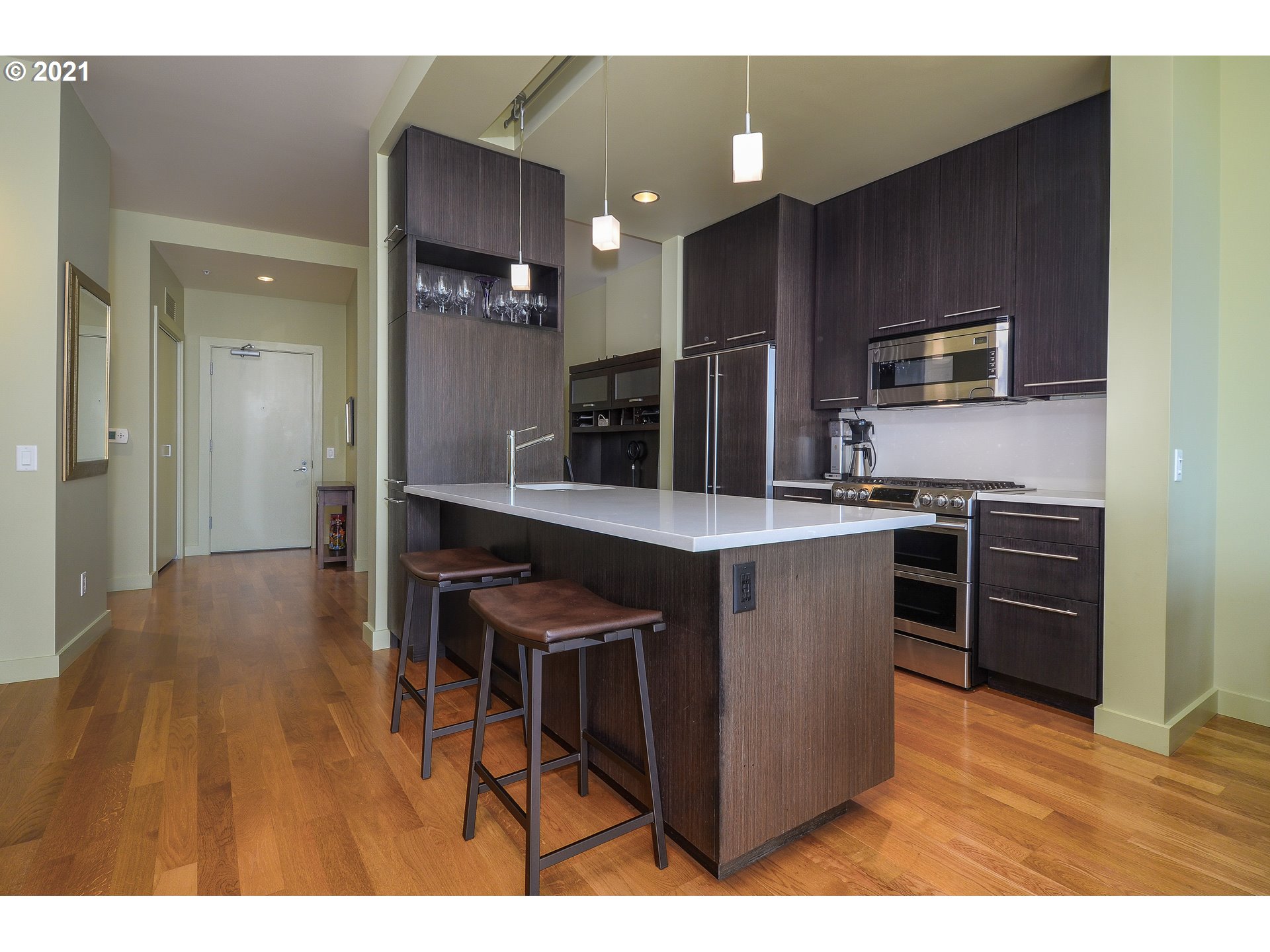 Photo #5: 21248019 Listing 