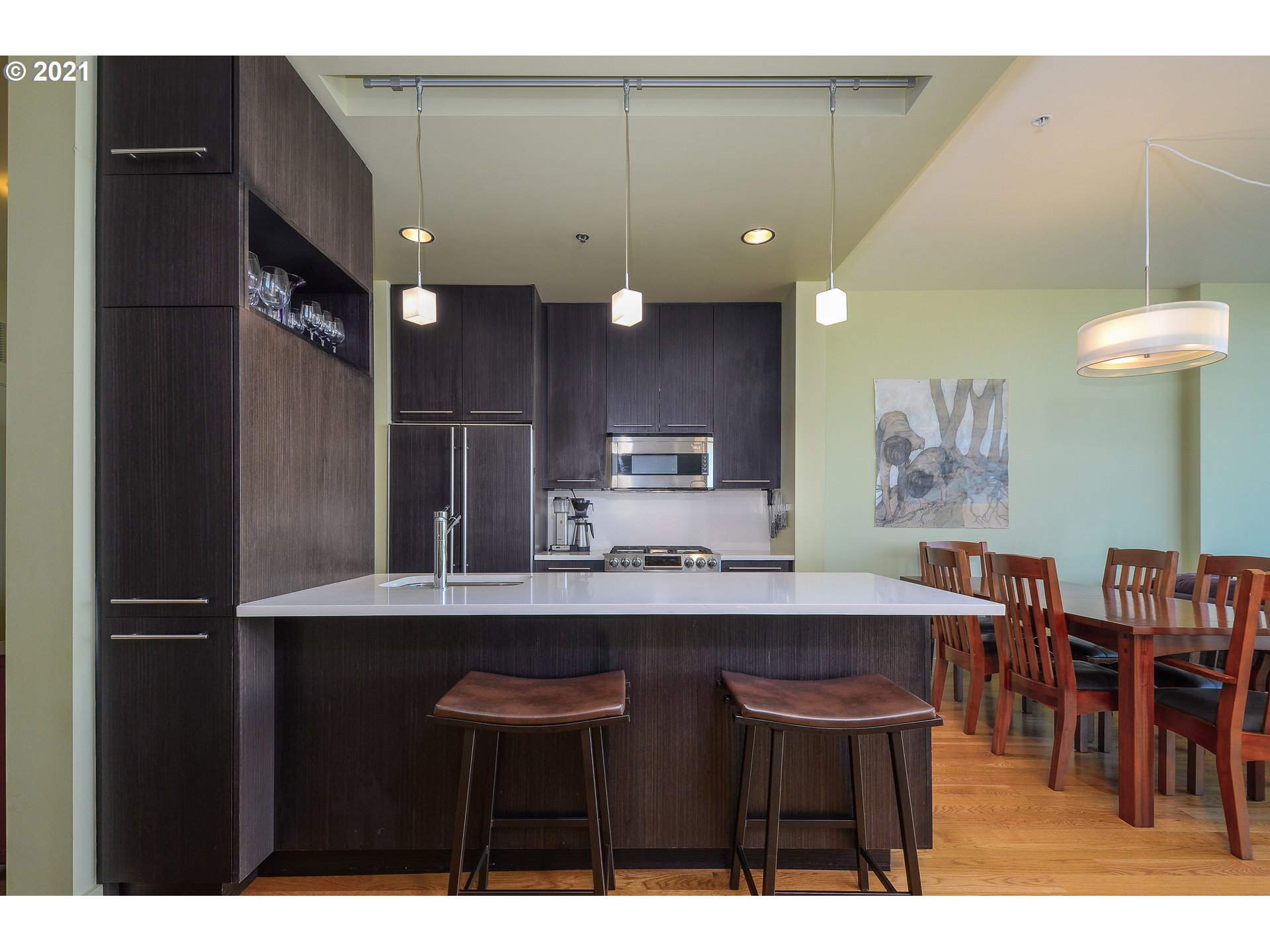 Photo #4: 21248019 Listing 
