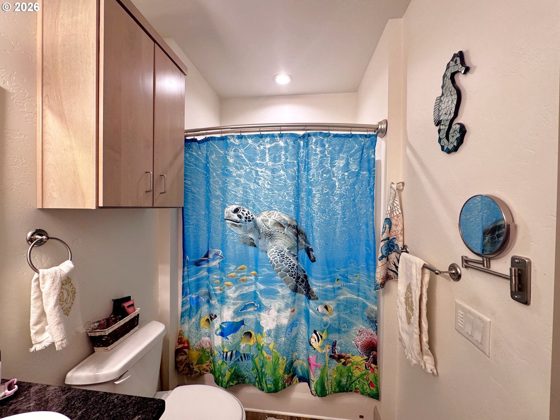 929 OLD COUNTY RD, Brookings, OR, 97415