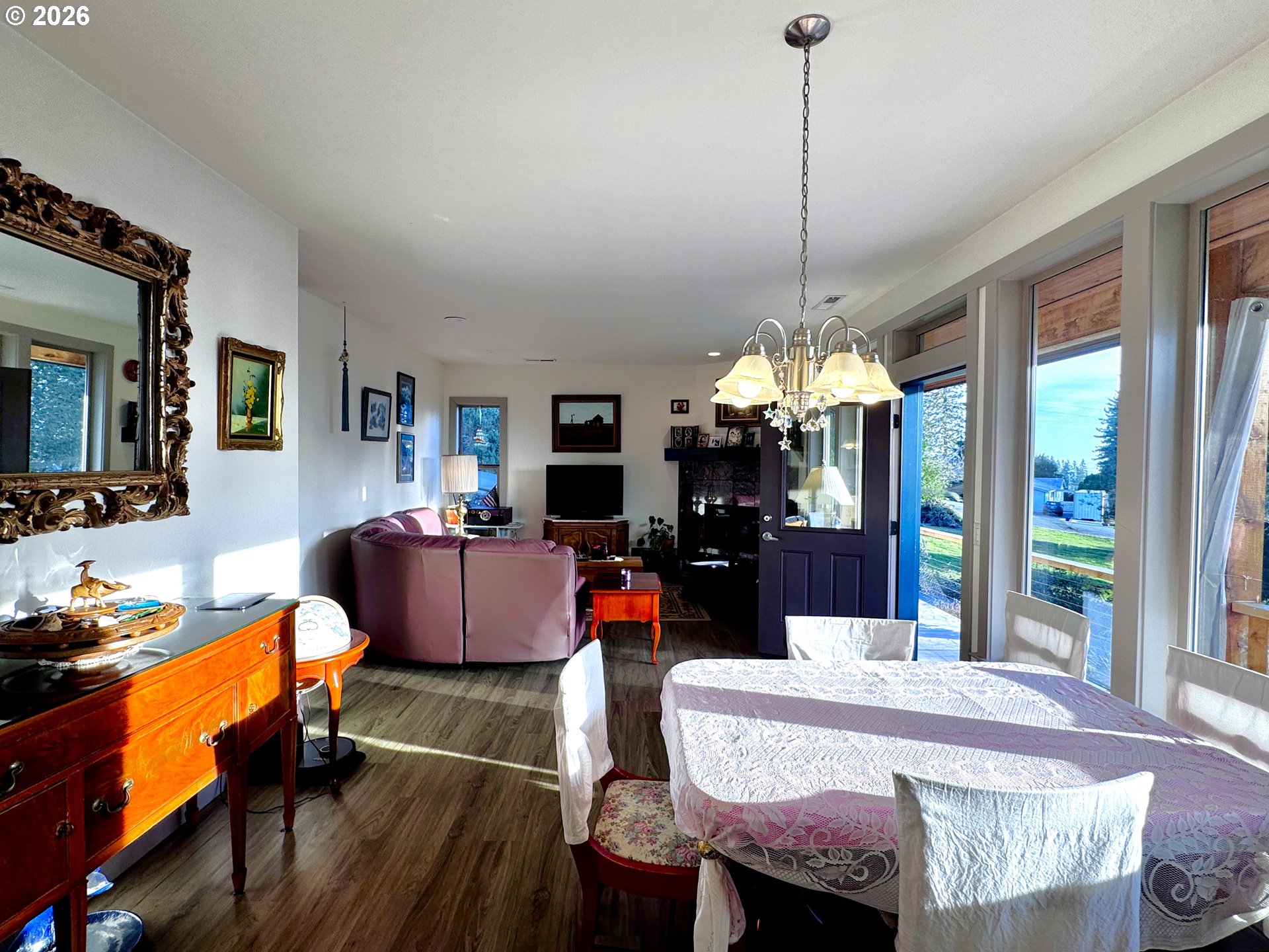 929 OLD COUNTY RD, Brookings, OR, 97415