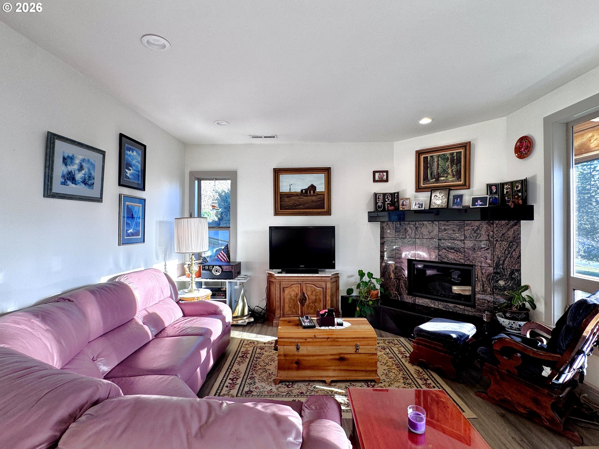 929 OLD COUNTY RD, Brookings, OR, 97415