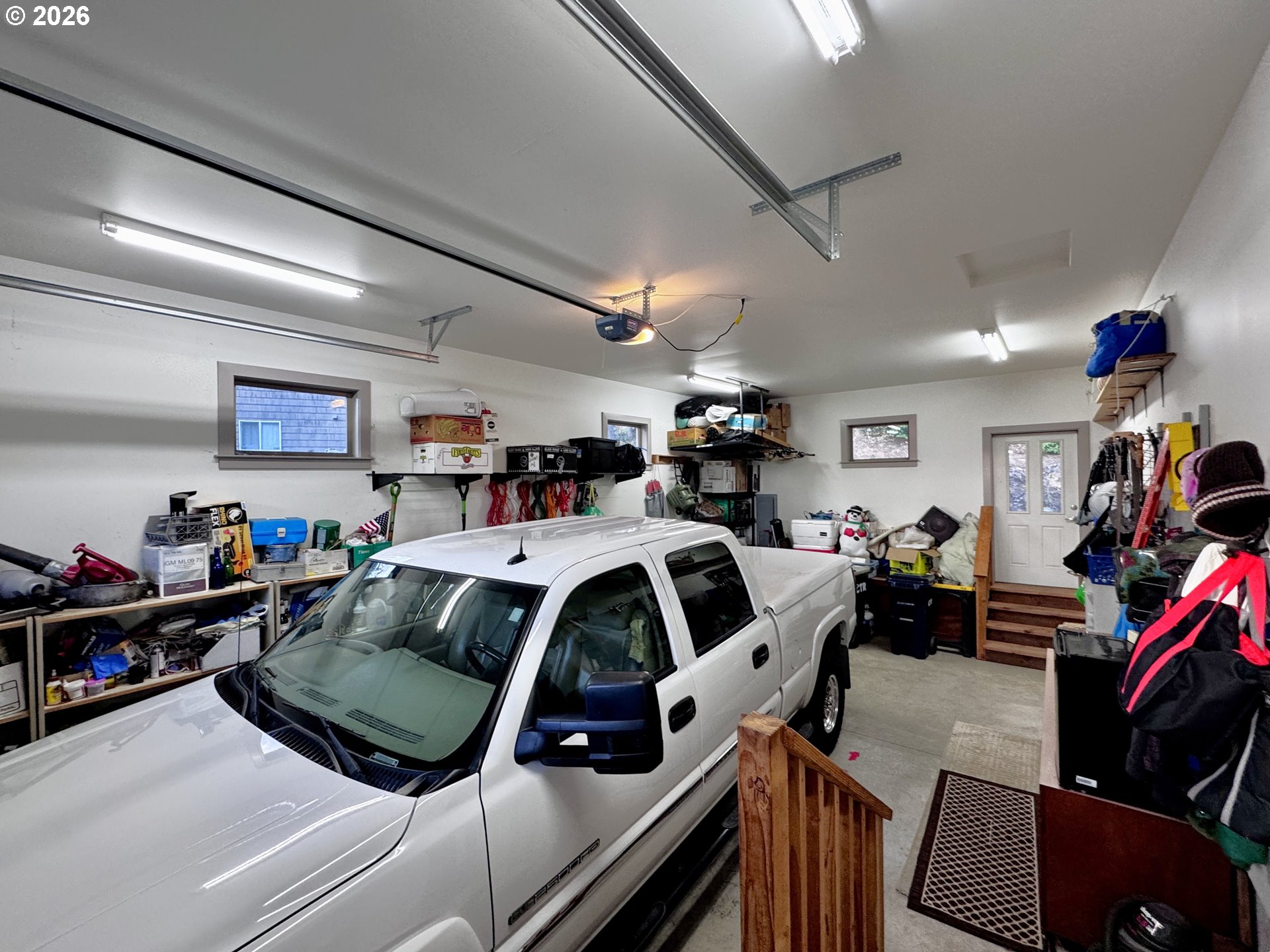 929 OLD COUNTY RD, Brookings, OR, 97415