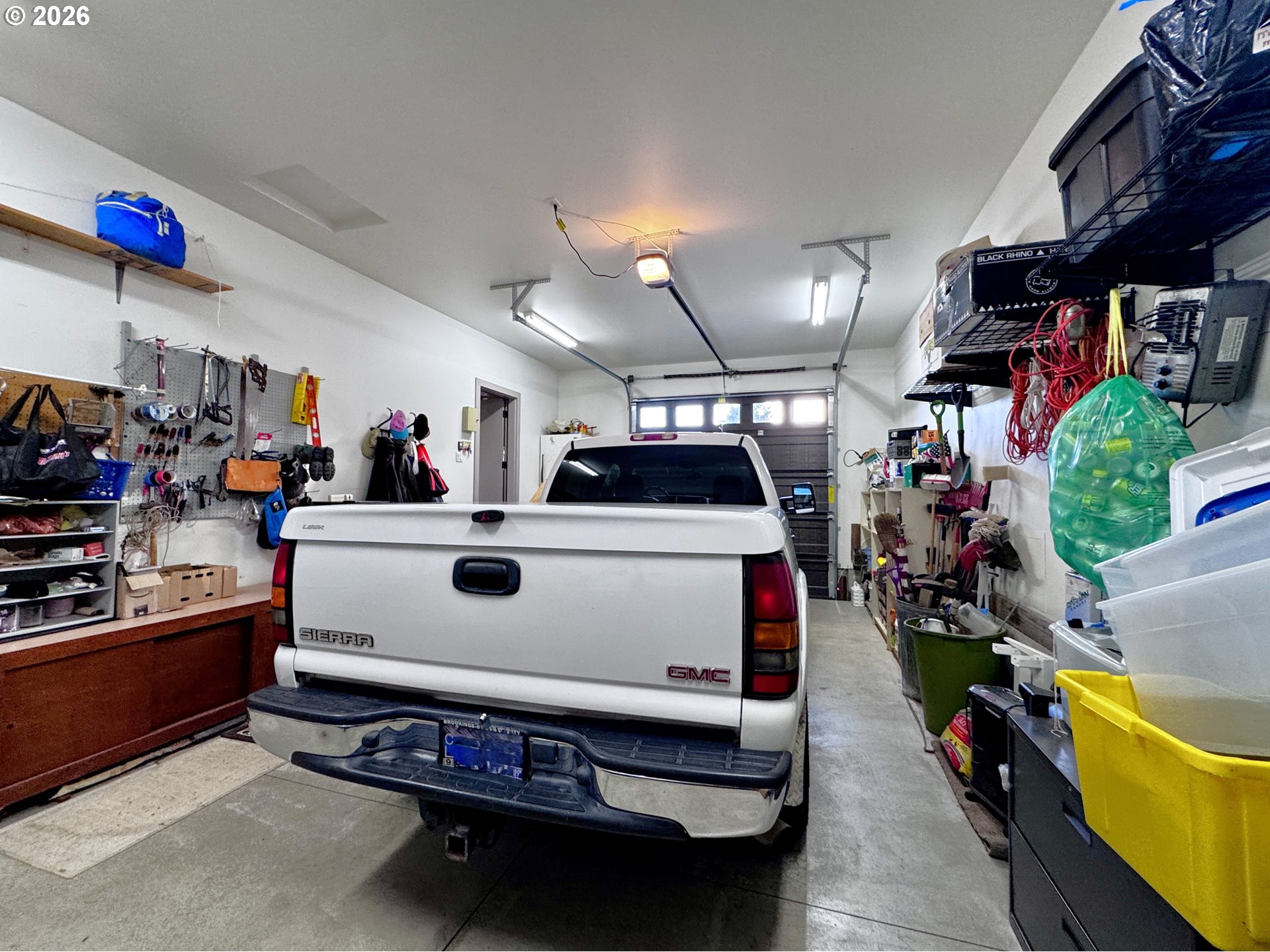 929 OLD COUNTY RD, Brookings, OR, 97415