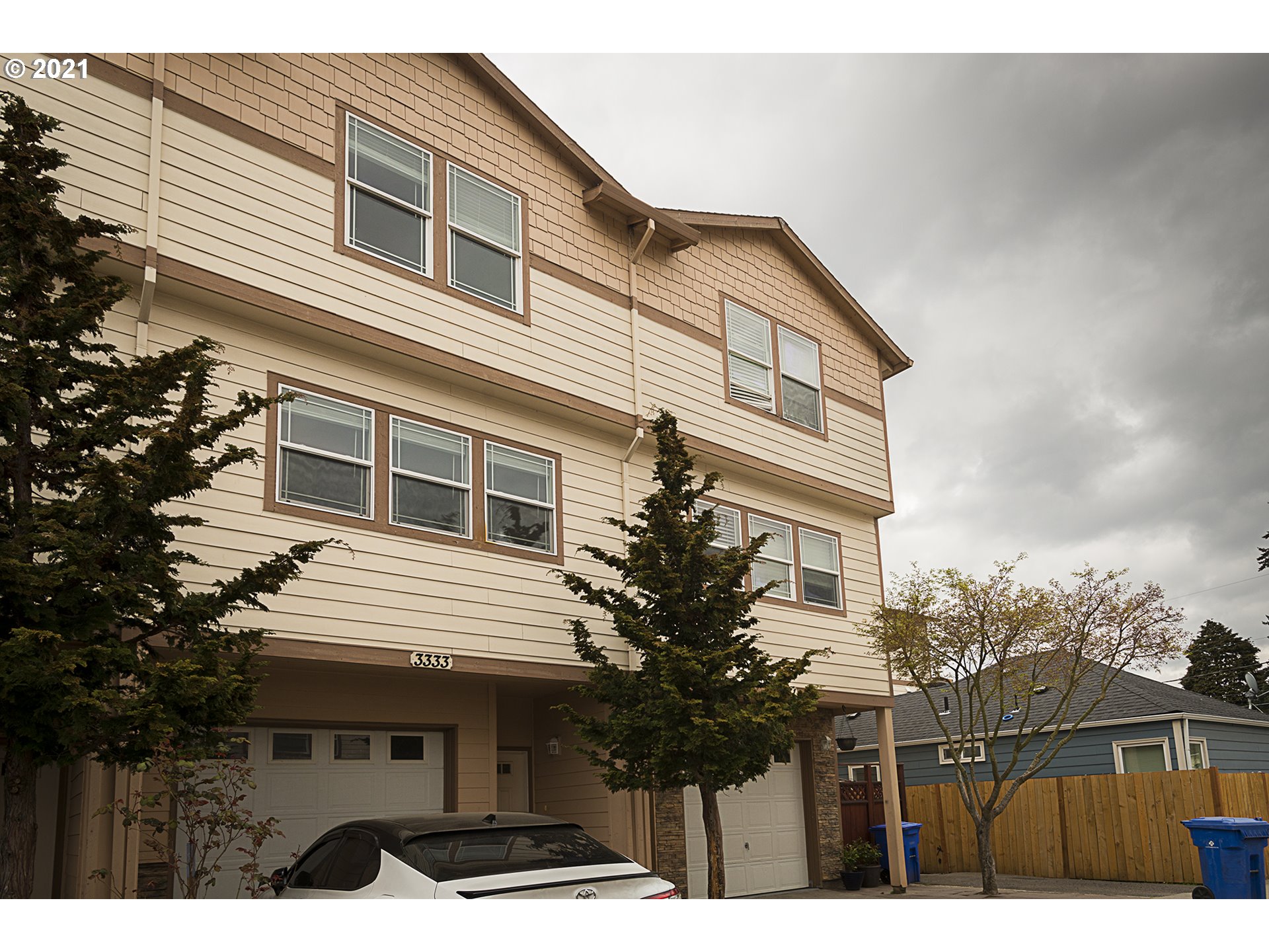 Photo #2: 21250360 Listing 