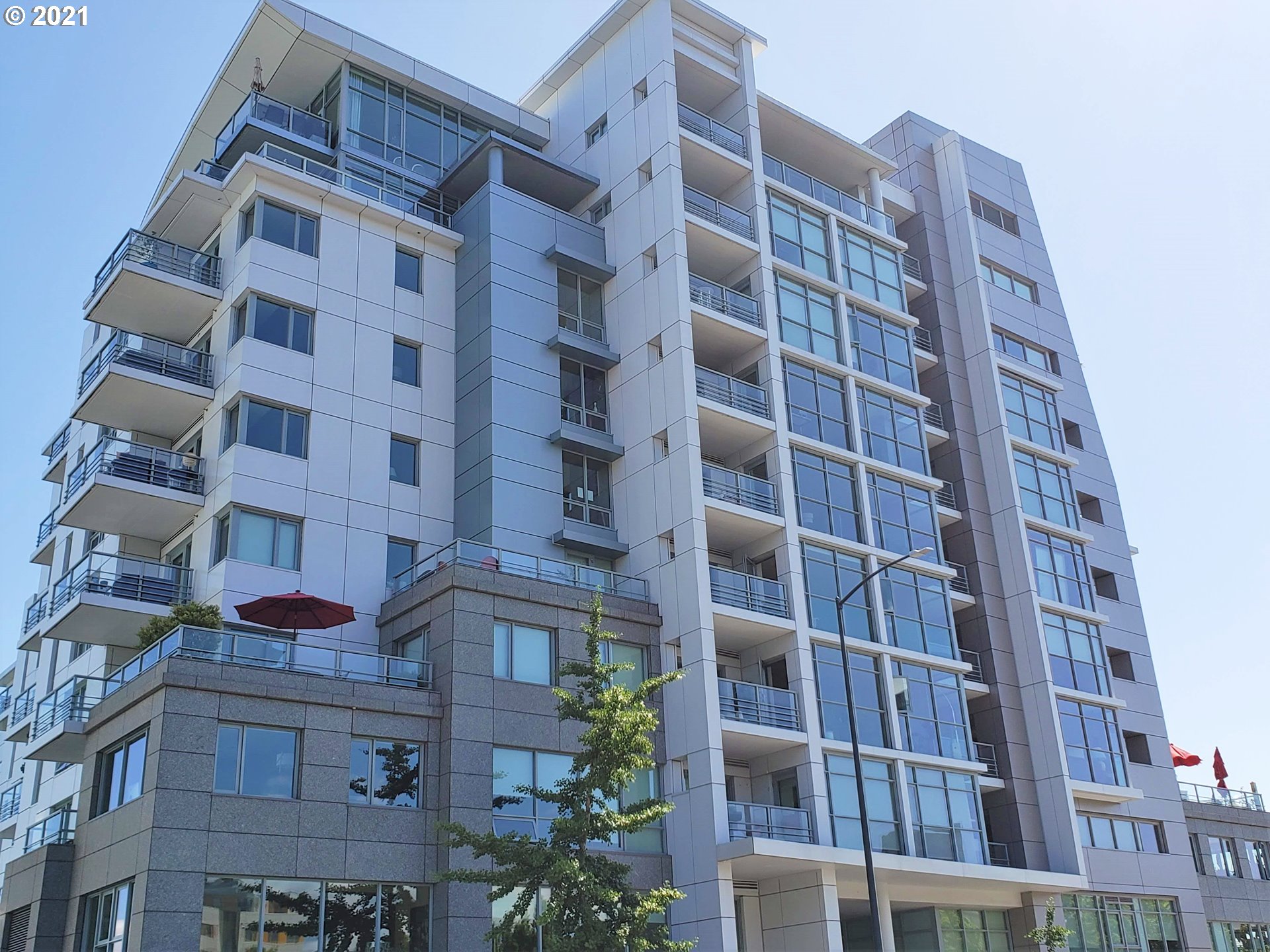 Photo #3: 21250863 Listing 