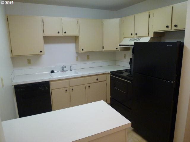 Photo #6: 21250911 Listing 