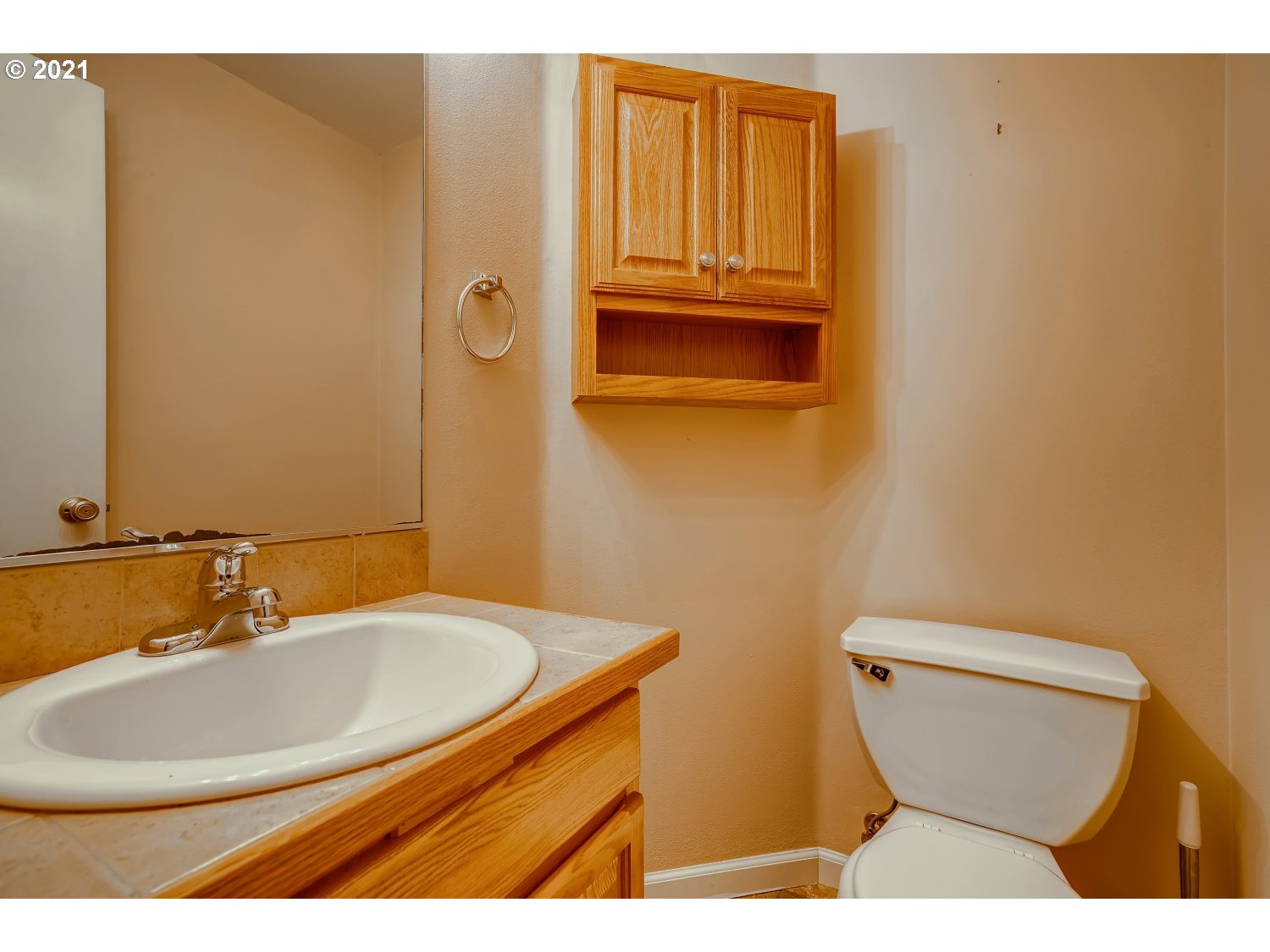 Photo #6: 21252561 Listing 