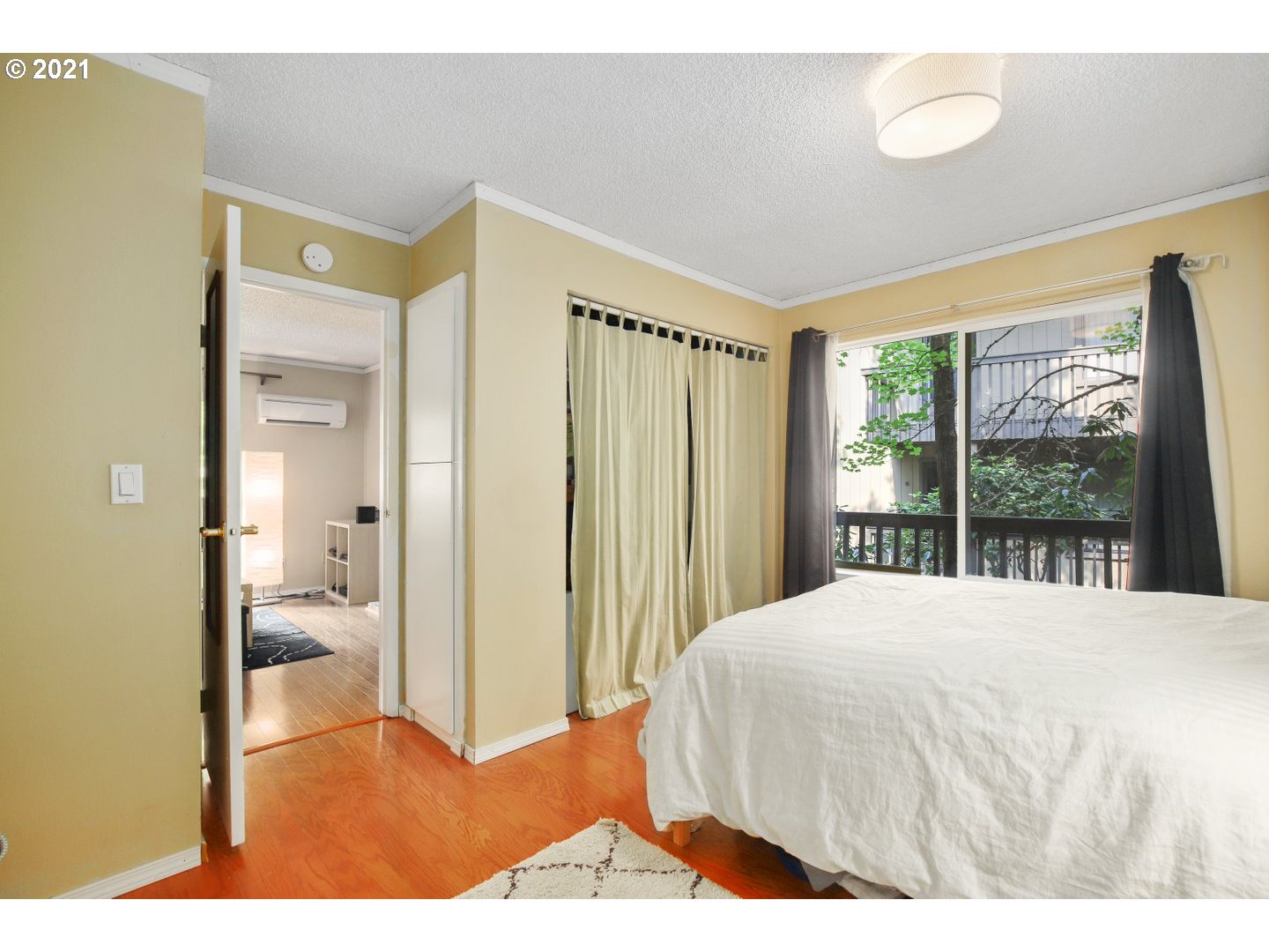 Photo #4: 21252891 Listing 