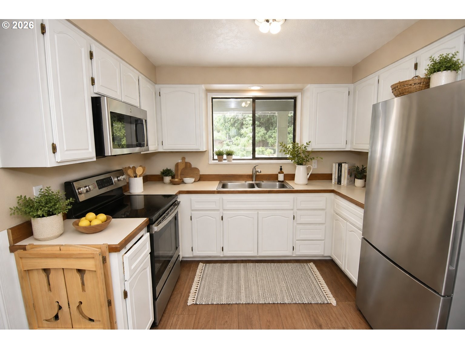 Property photo 4 of 16
