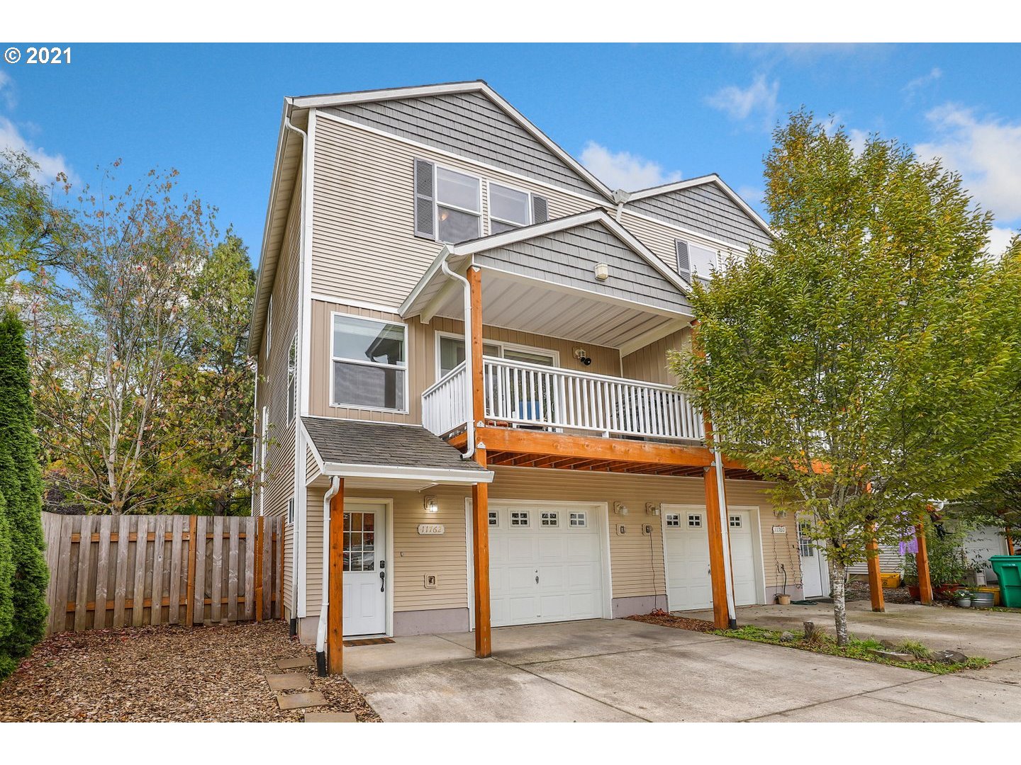 Photo #2: 21253221 Listing 