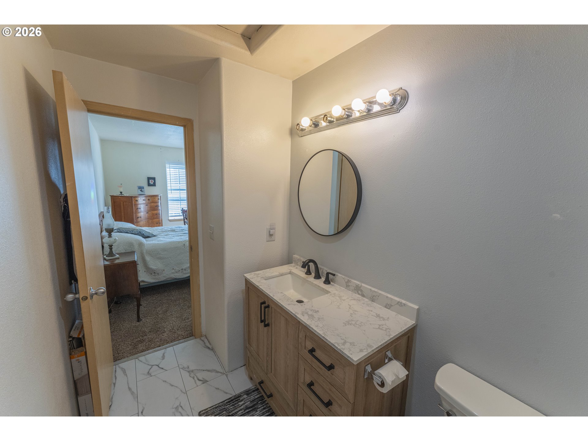 Photo #12: 212534923 Listing: Photo #12