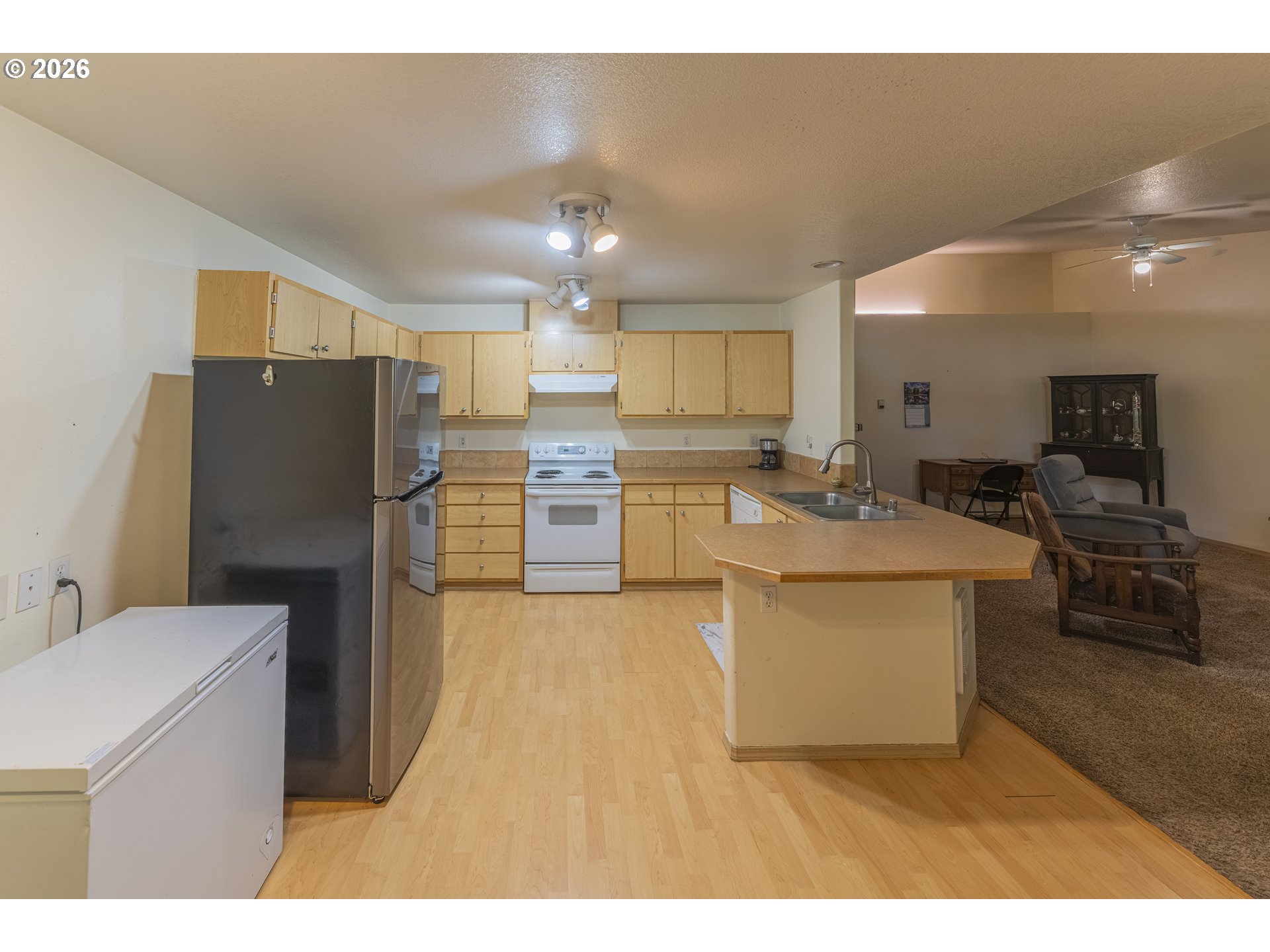 Photo #22: 212534923 Listing: Photo #22